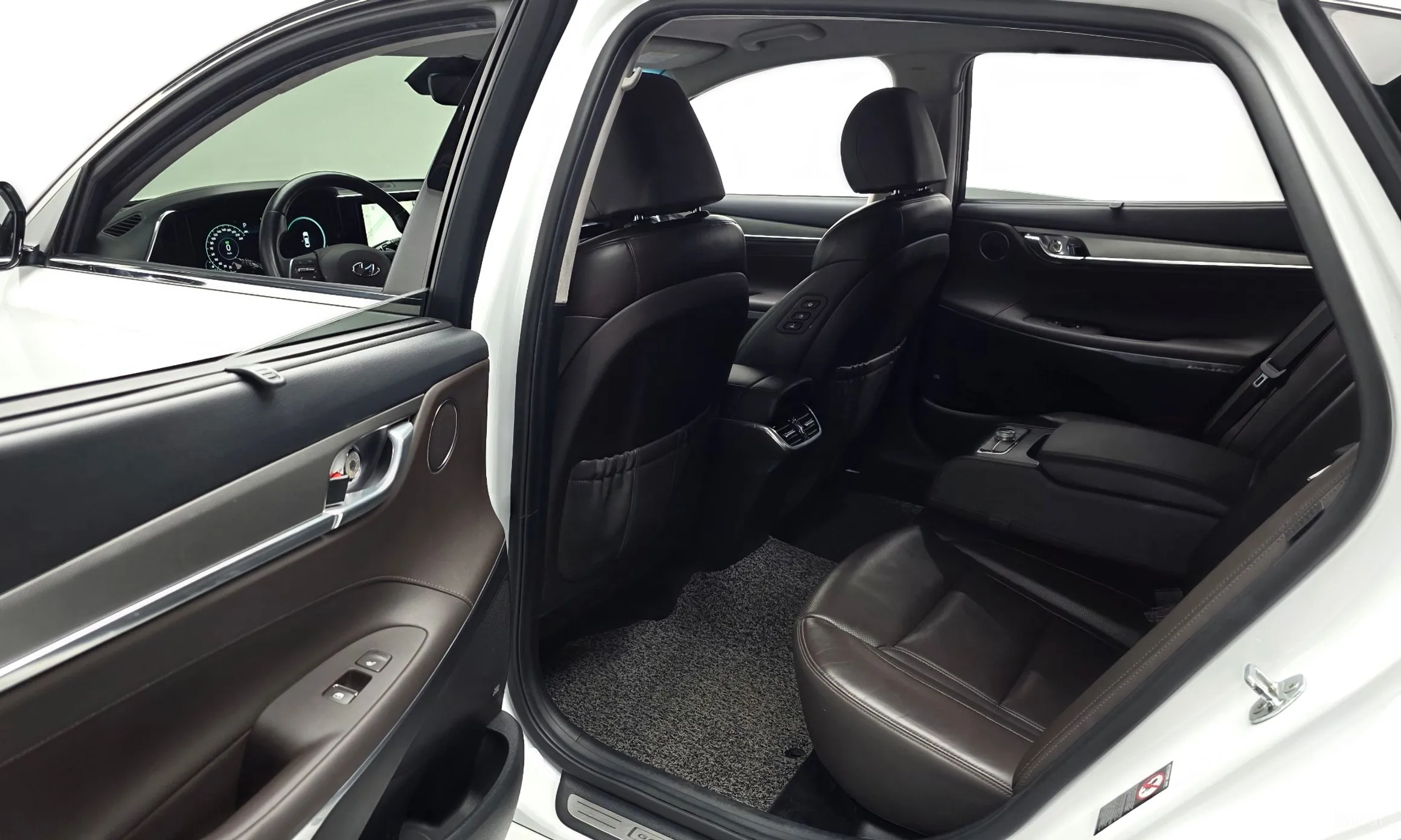 Hyundai Grandeur IG Hybrid превью 12