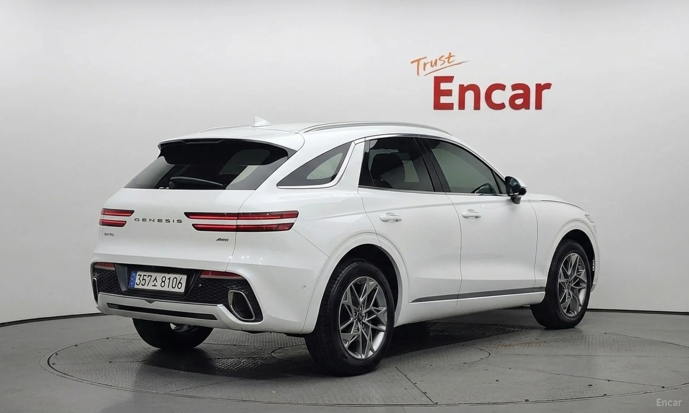 Genesis GV70 превью 2