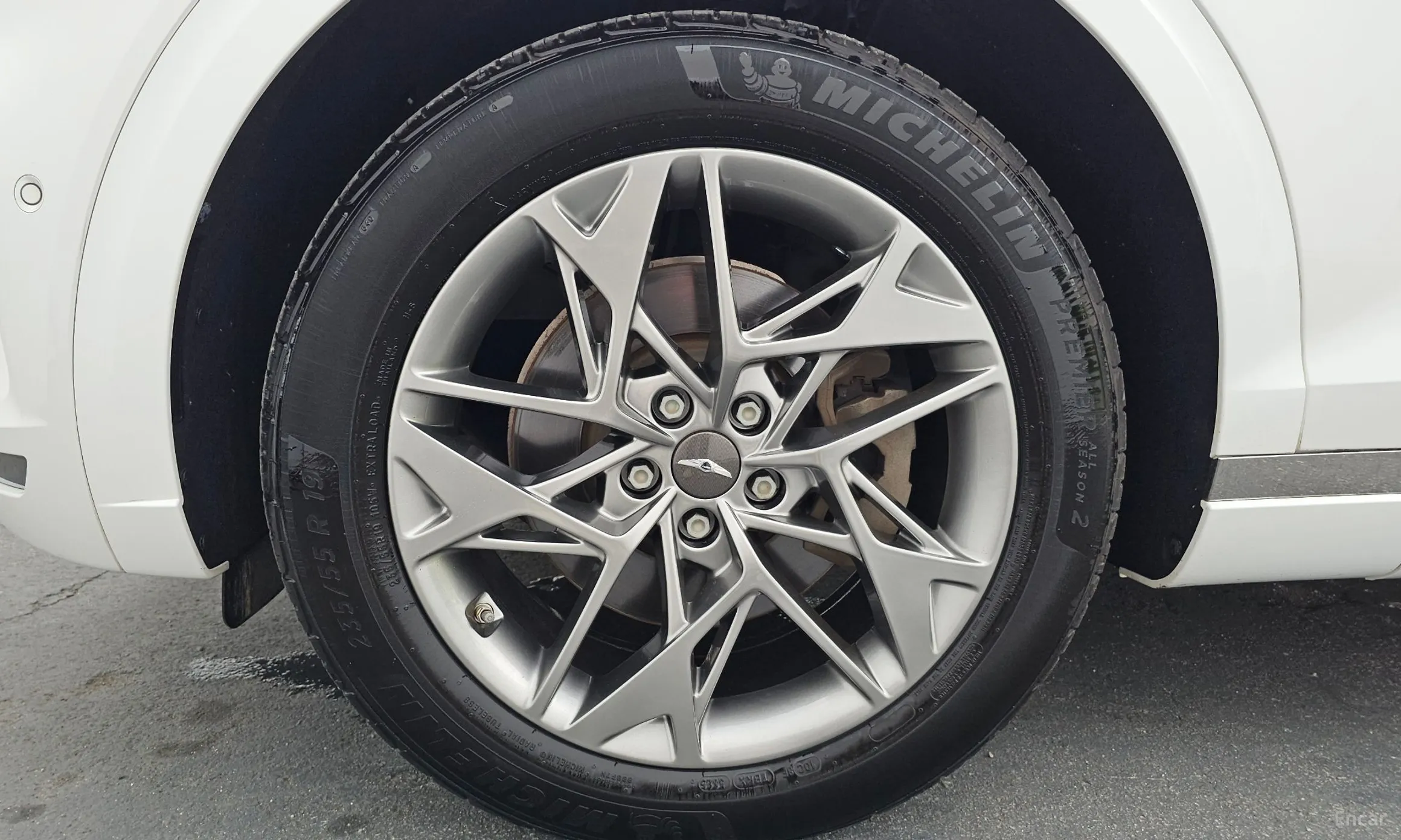Genesis GV70 превью 5