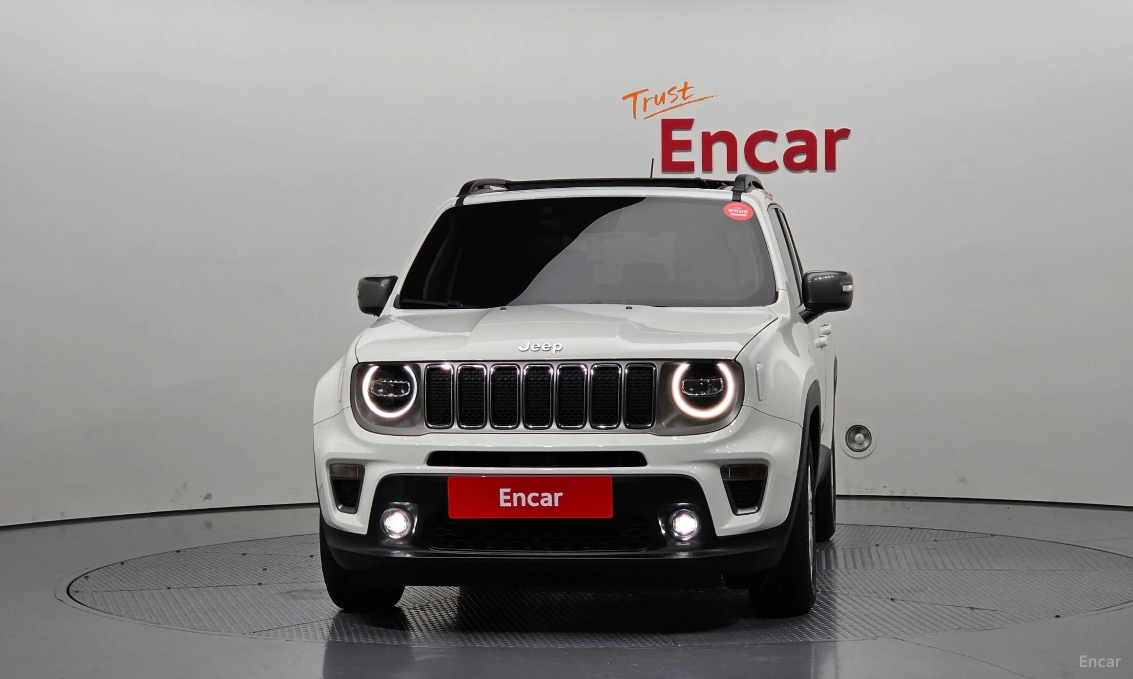Jeep Renegade превью 3