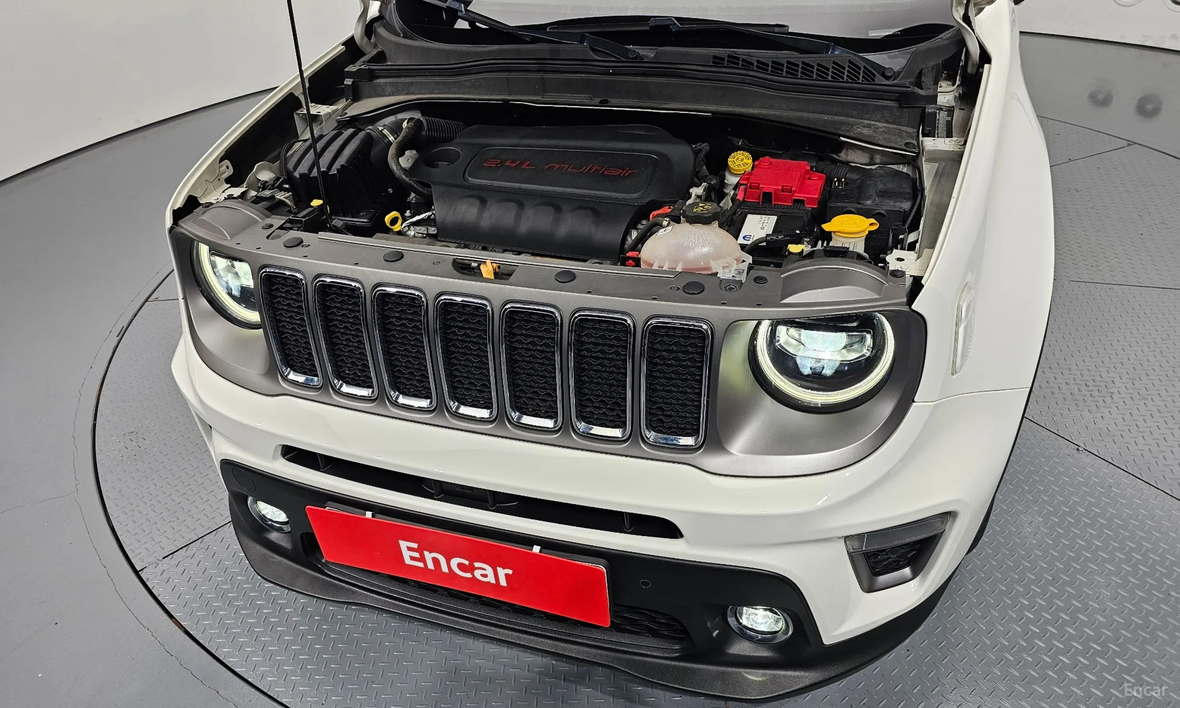Jeep Renegade превью 6