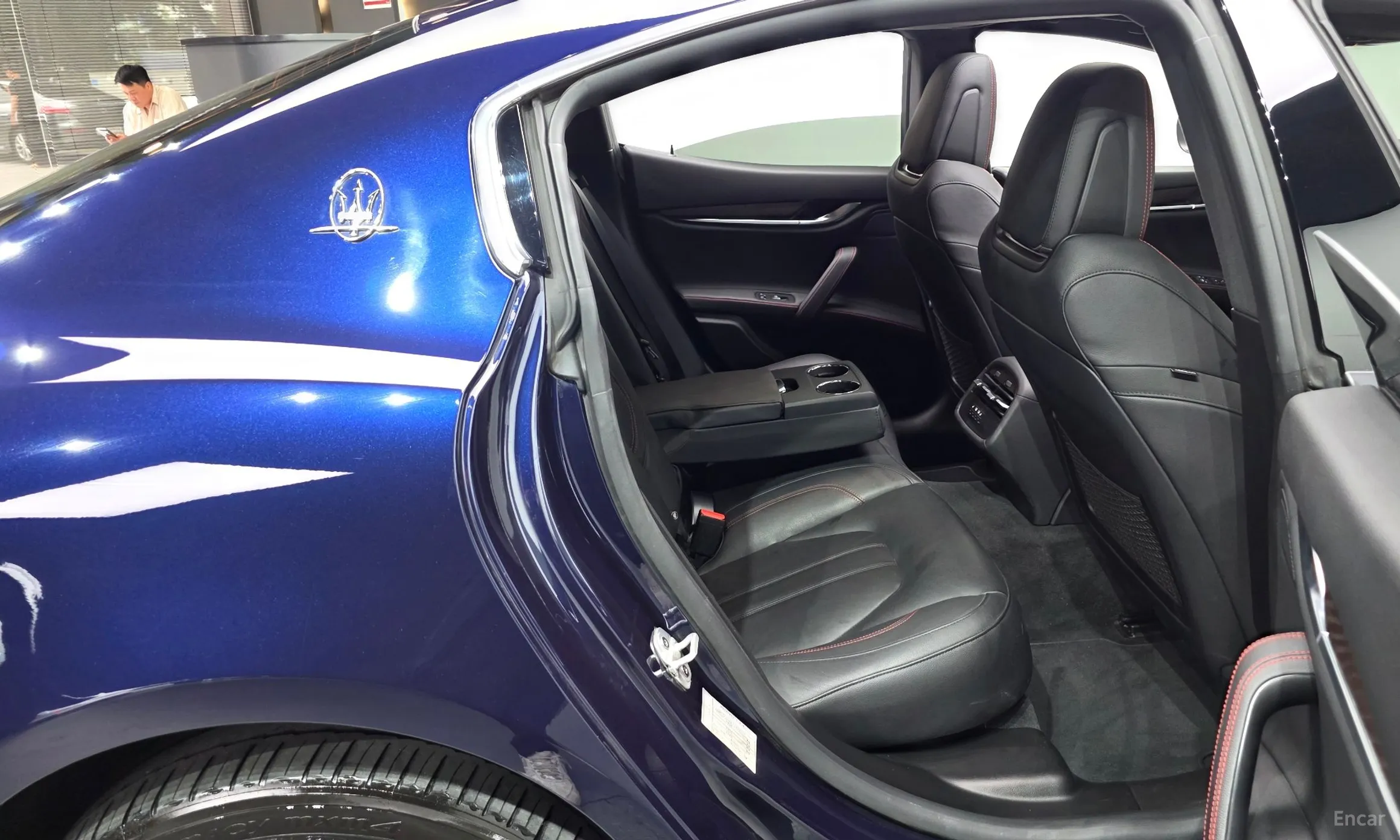 Maserati Ghibli превью 11