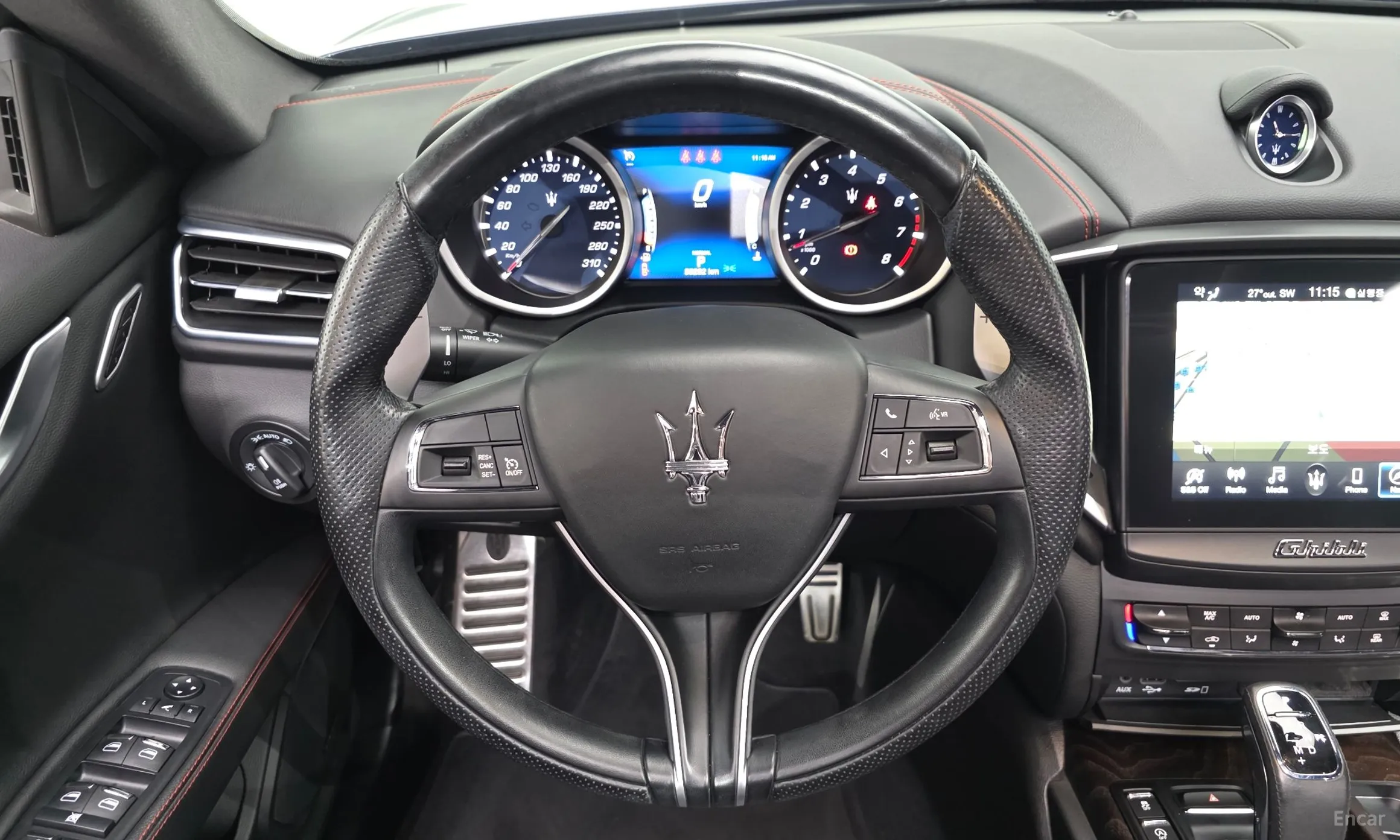 Maserati Ghibli превью 15