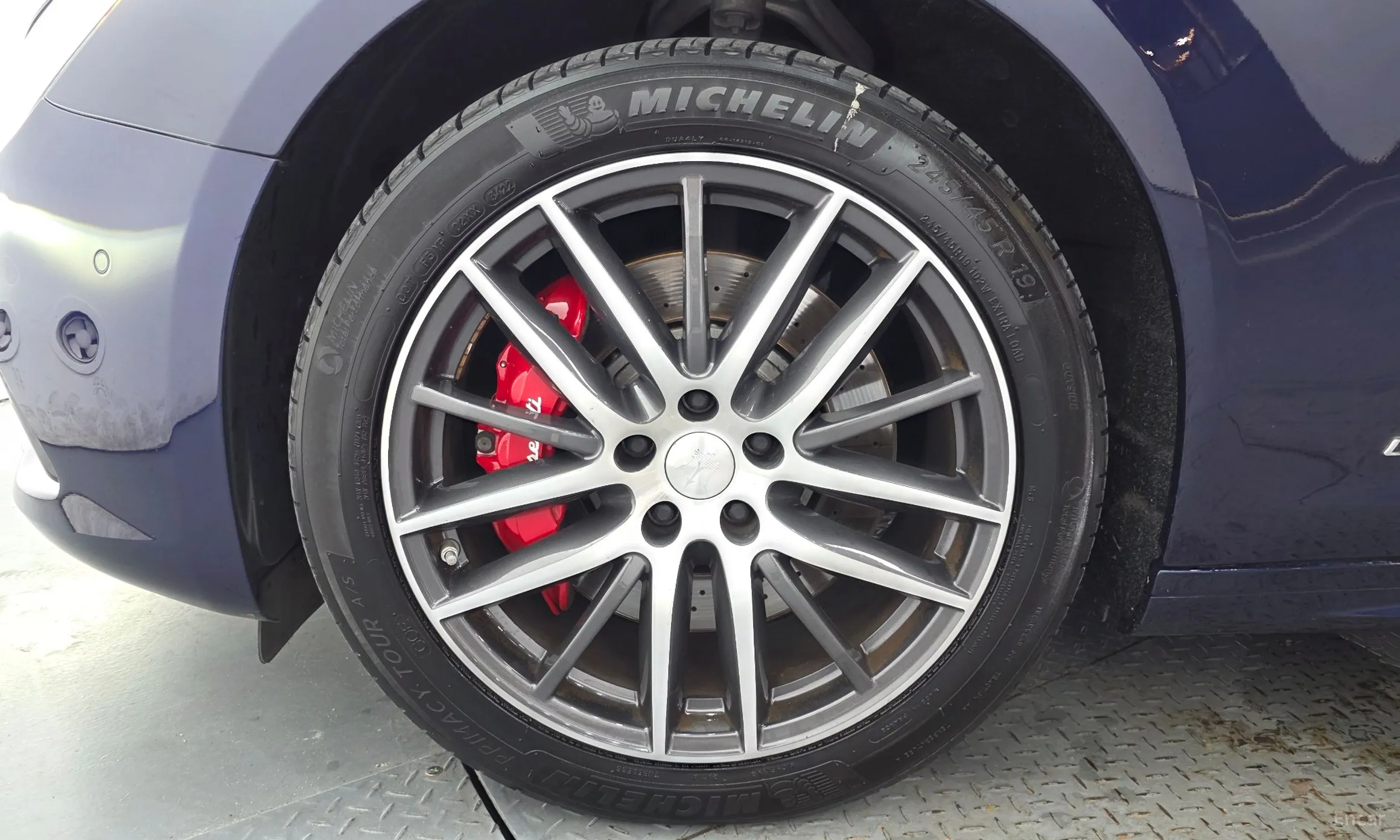 Maserati Ghibli превью 5