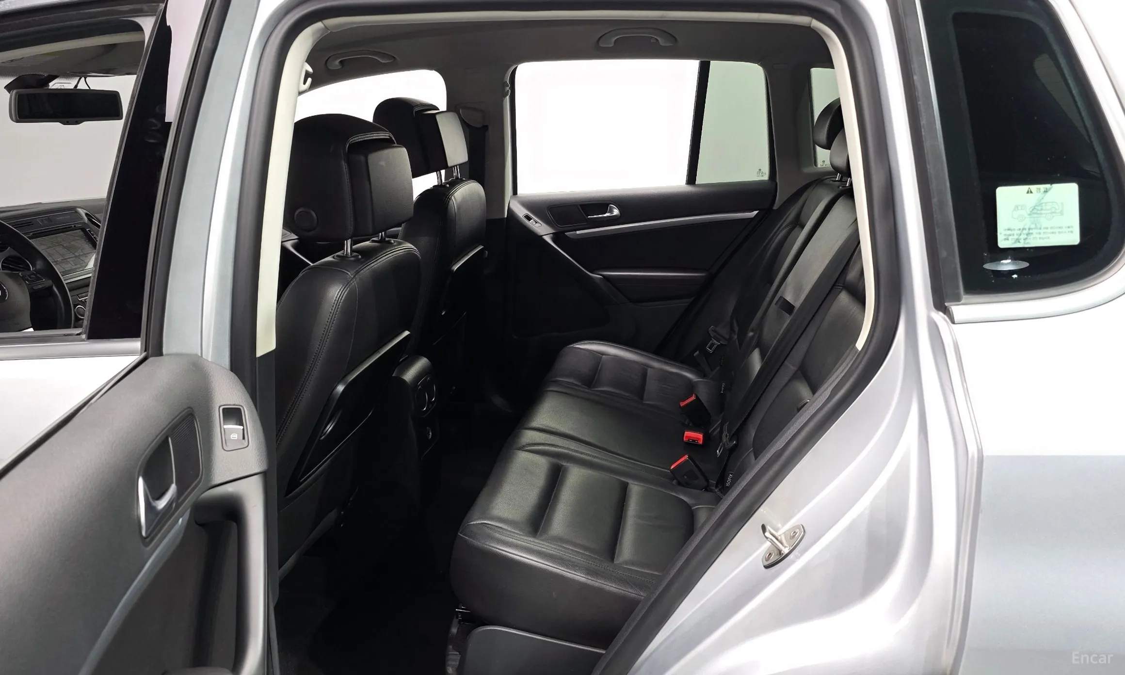 Volkswagen New Tiguan превью 12