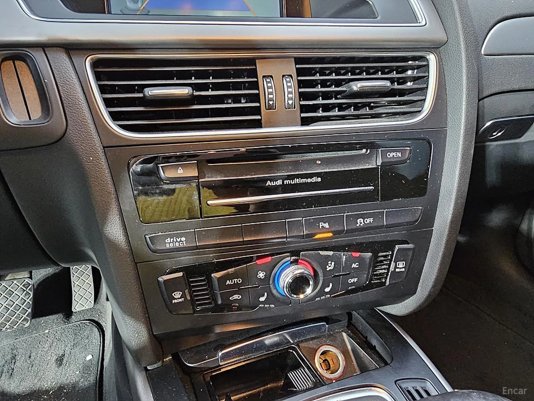 Audi New A4 превью 15