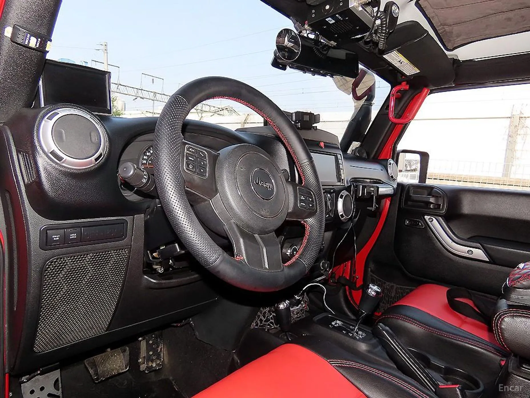Jeep Wrangler (JK) превью 7
