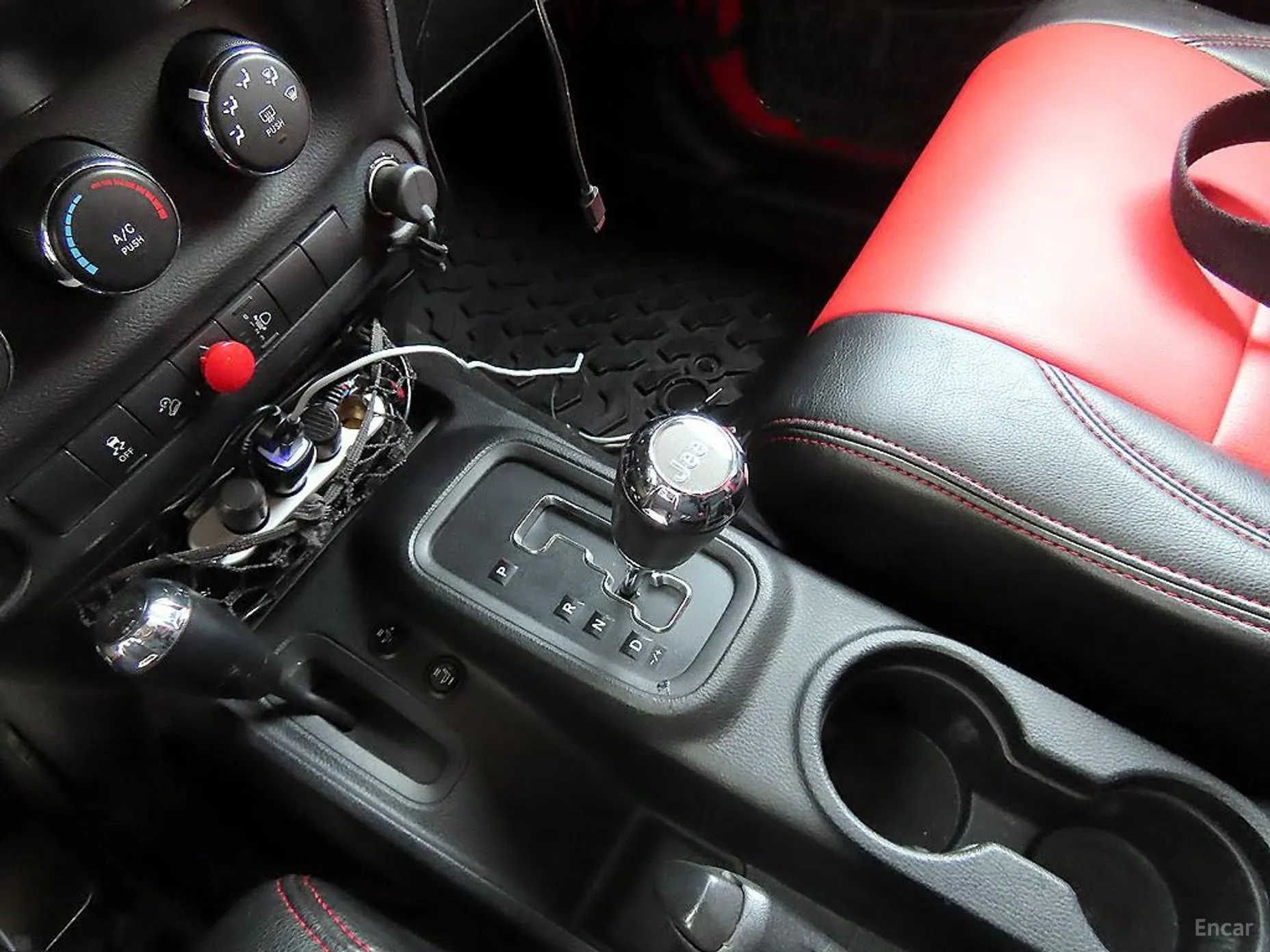 Jeep Wrangler (JK) превью 9