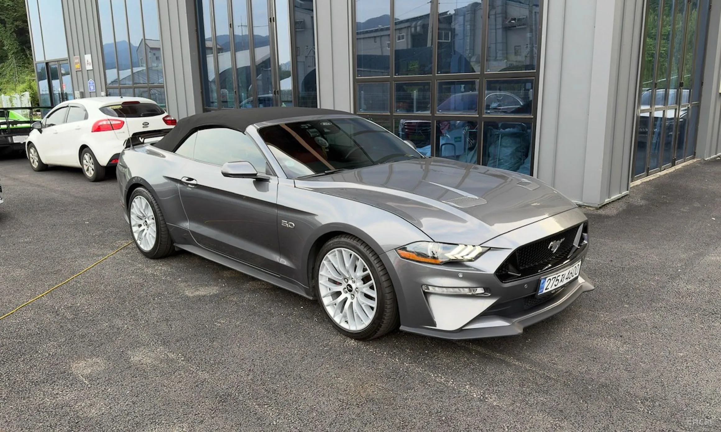 Ford Mustang превью 9