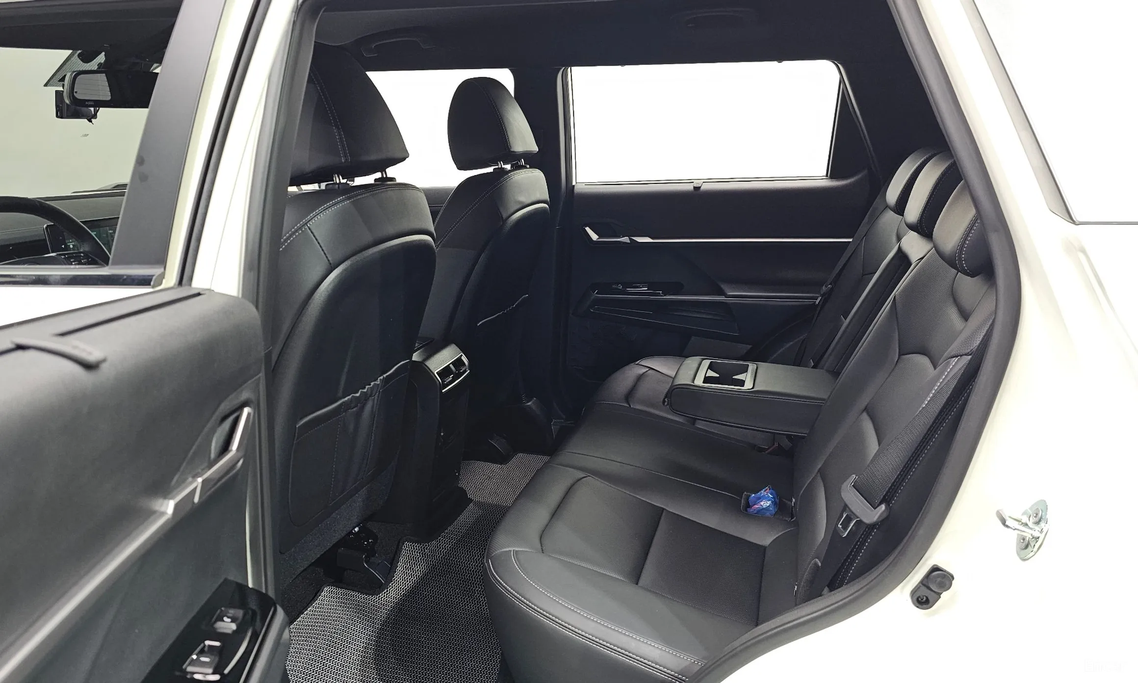KG Mobility (SsangYong) Torres превью 11