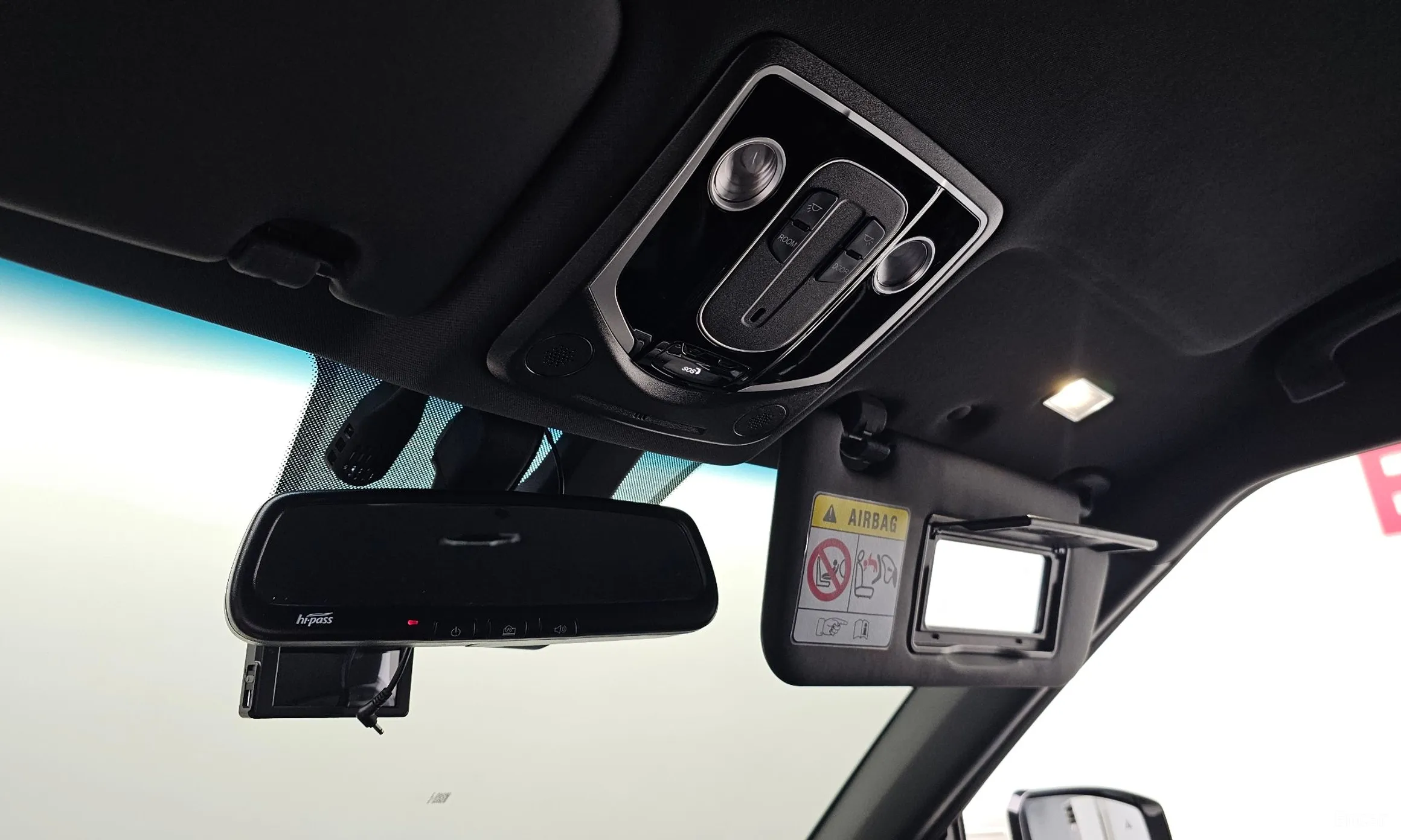 KG Mobility (SsangYong) Torres превью 16