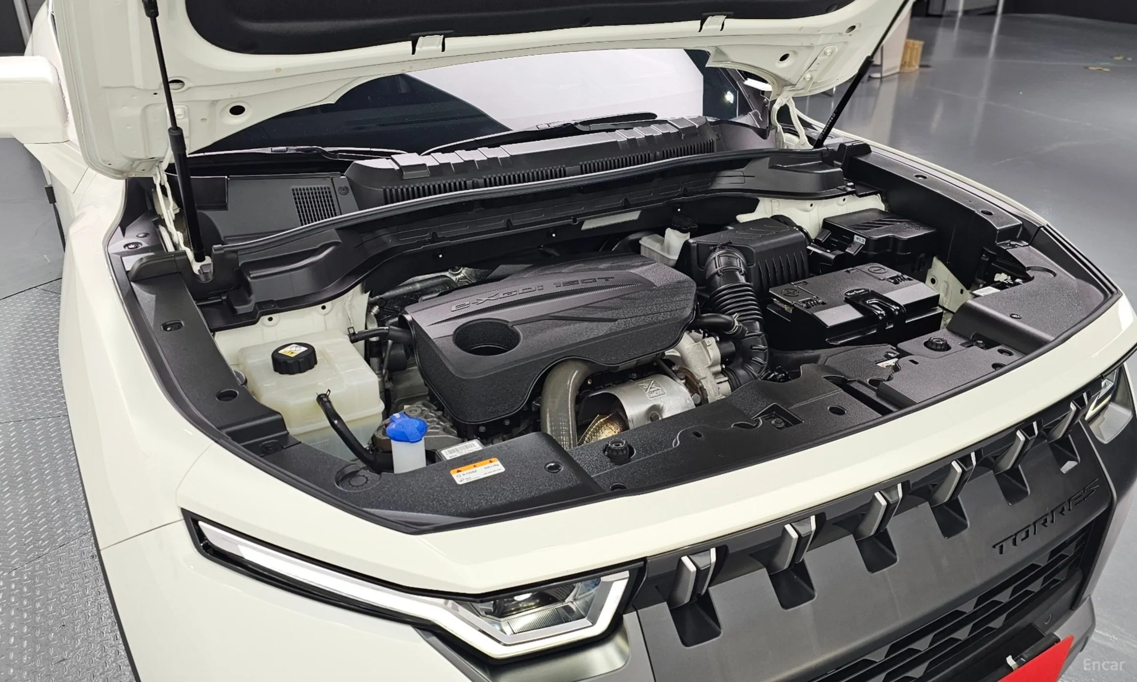 KG Mobility (SsangYong) Torres превью 6