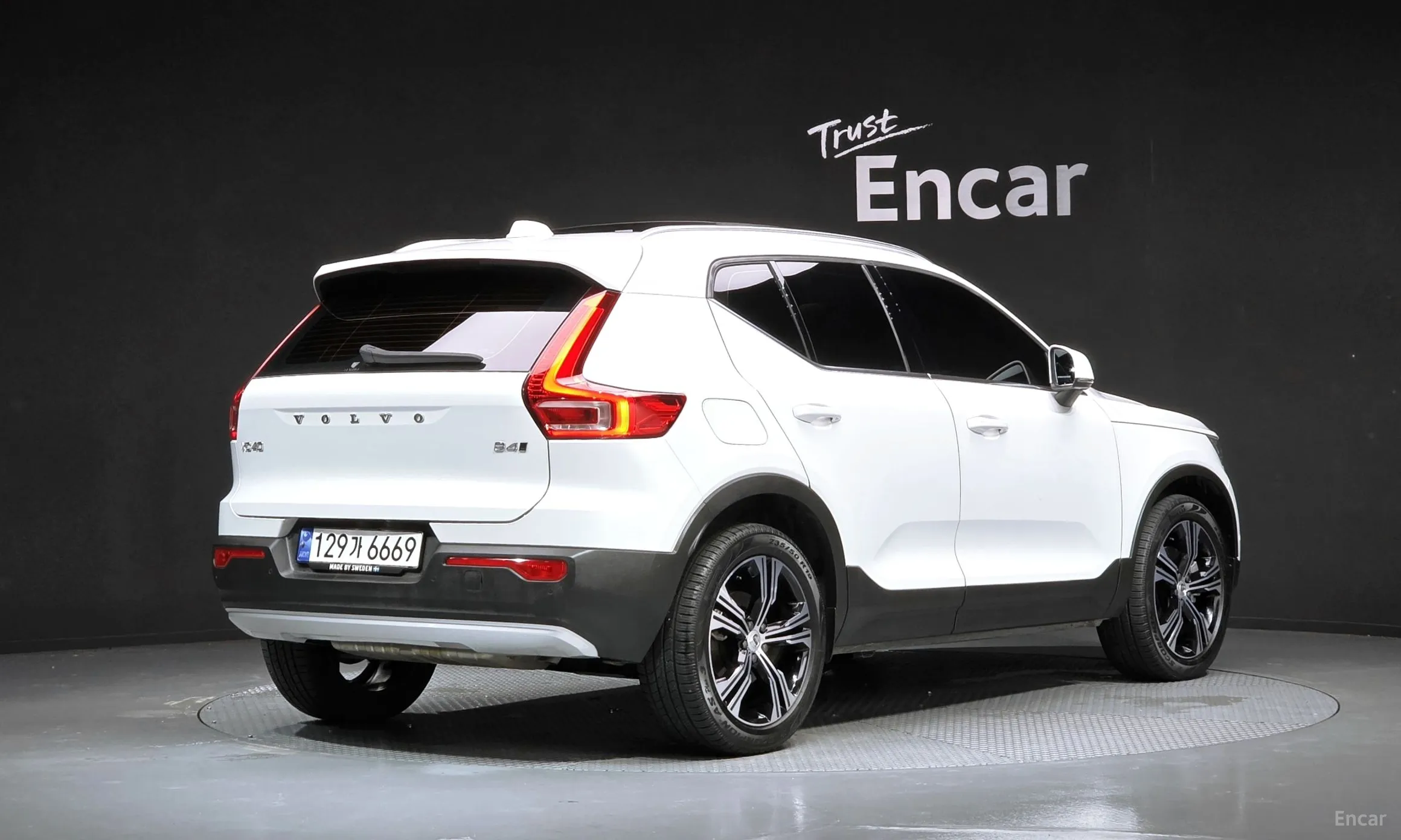 Volvo XC40