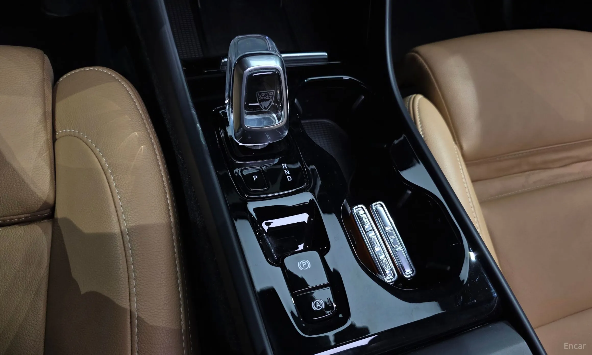 Volvo XC40 превью 9