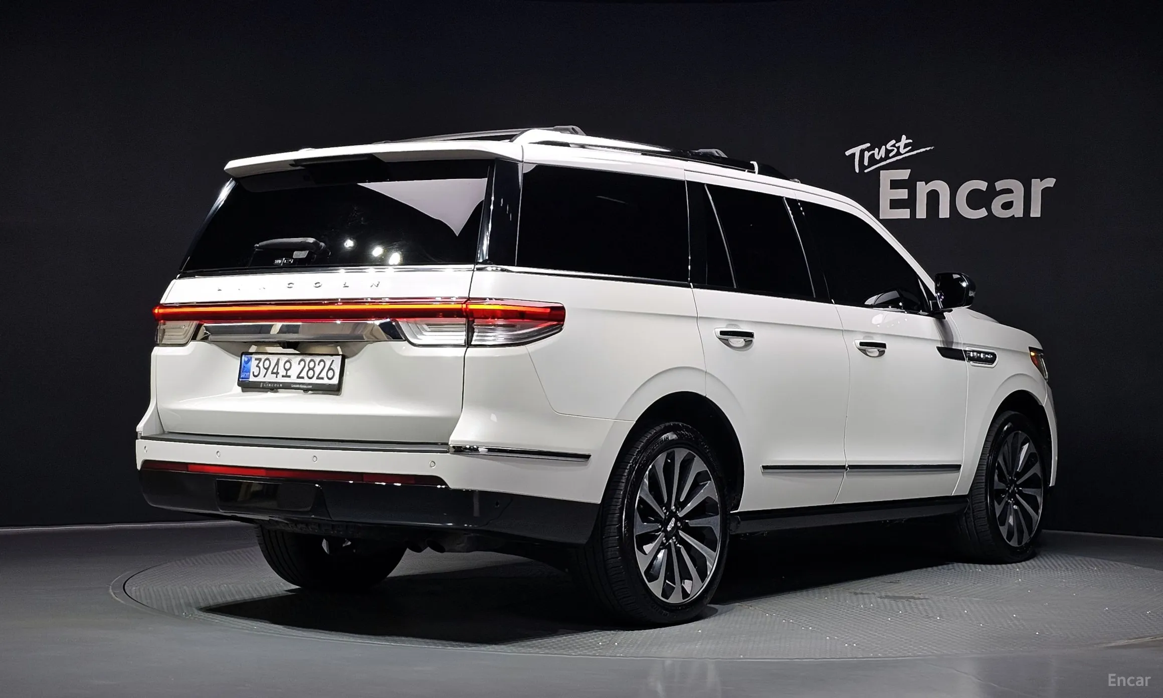 Lincoln Navigator 4th generation