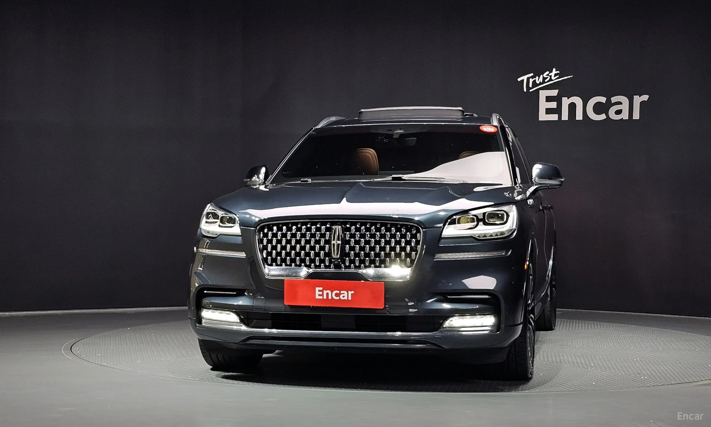 Lincoln Aviator 2nd Generation превью 3