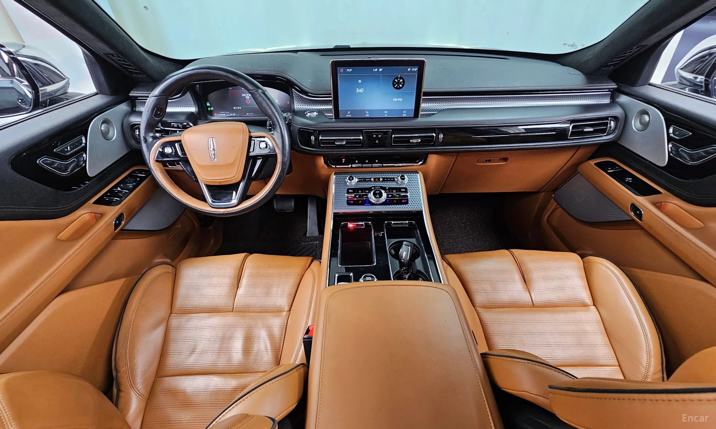Lincoln Aviator 2nd Generation превью 7