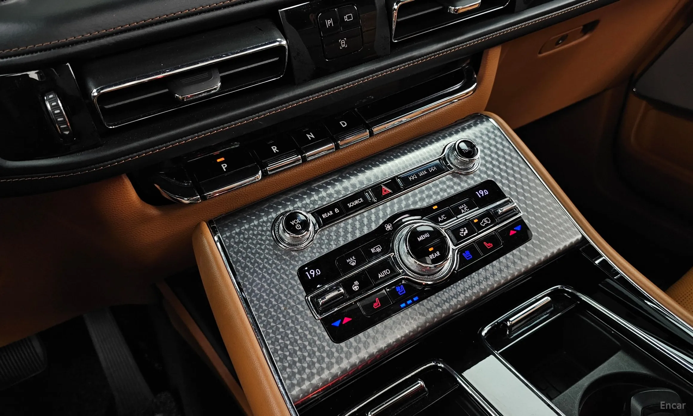 Lincoln Aviator 2nd Generation превью 9