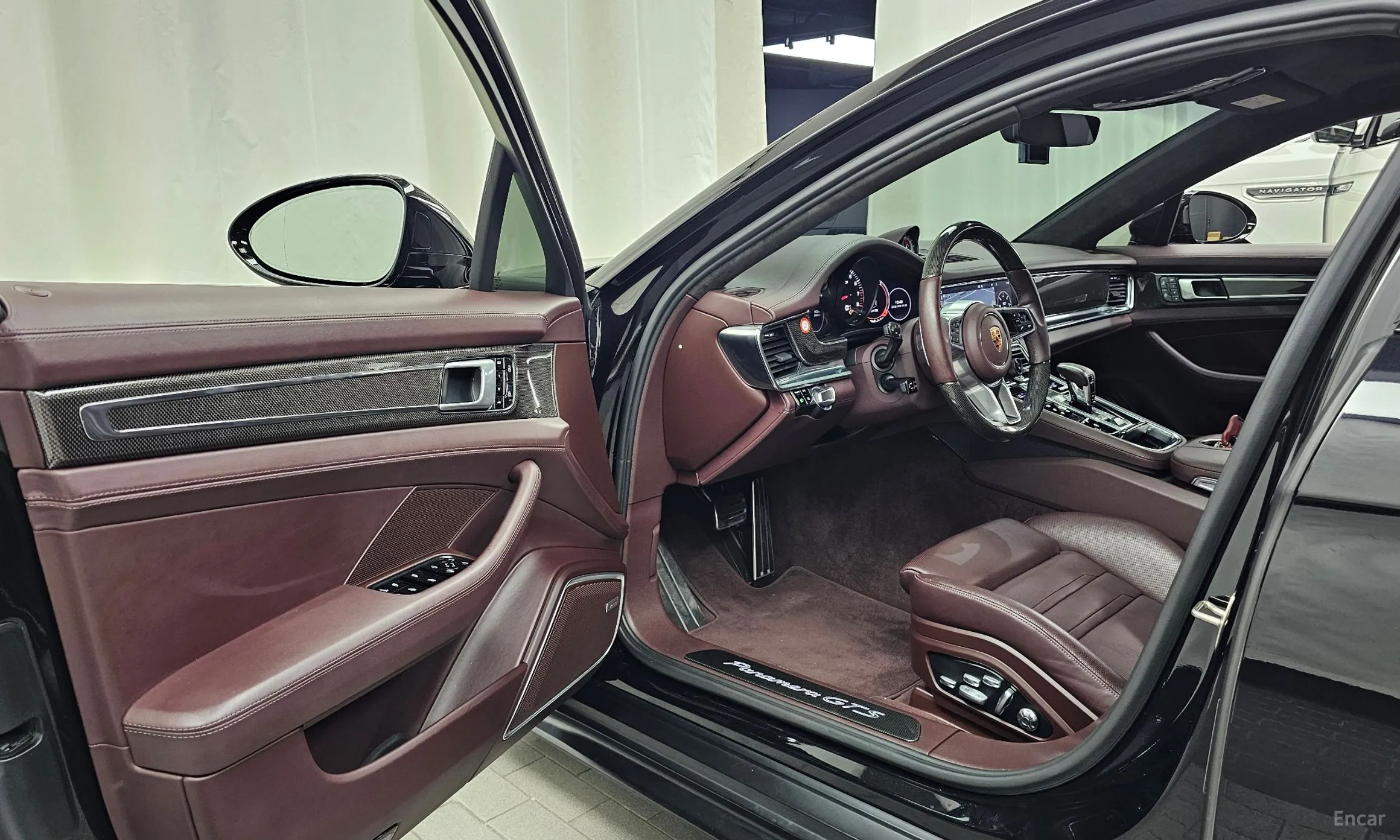 Porsche Panamera (971) превью 10