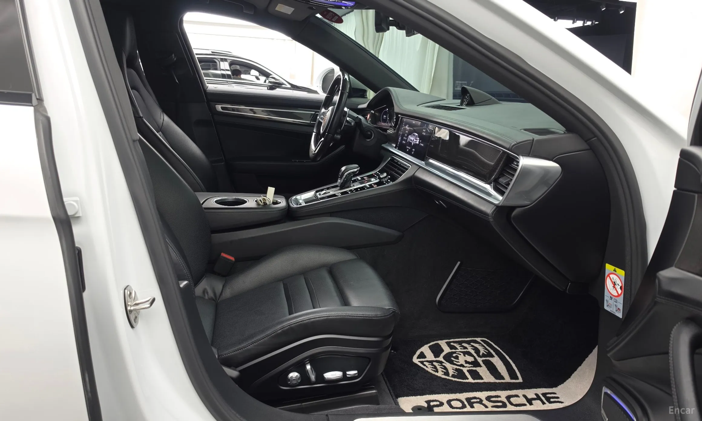 Porsche Panamera (971) превью 12