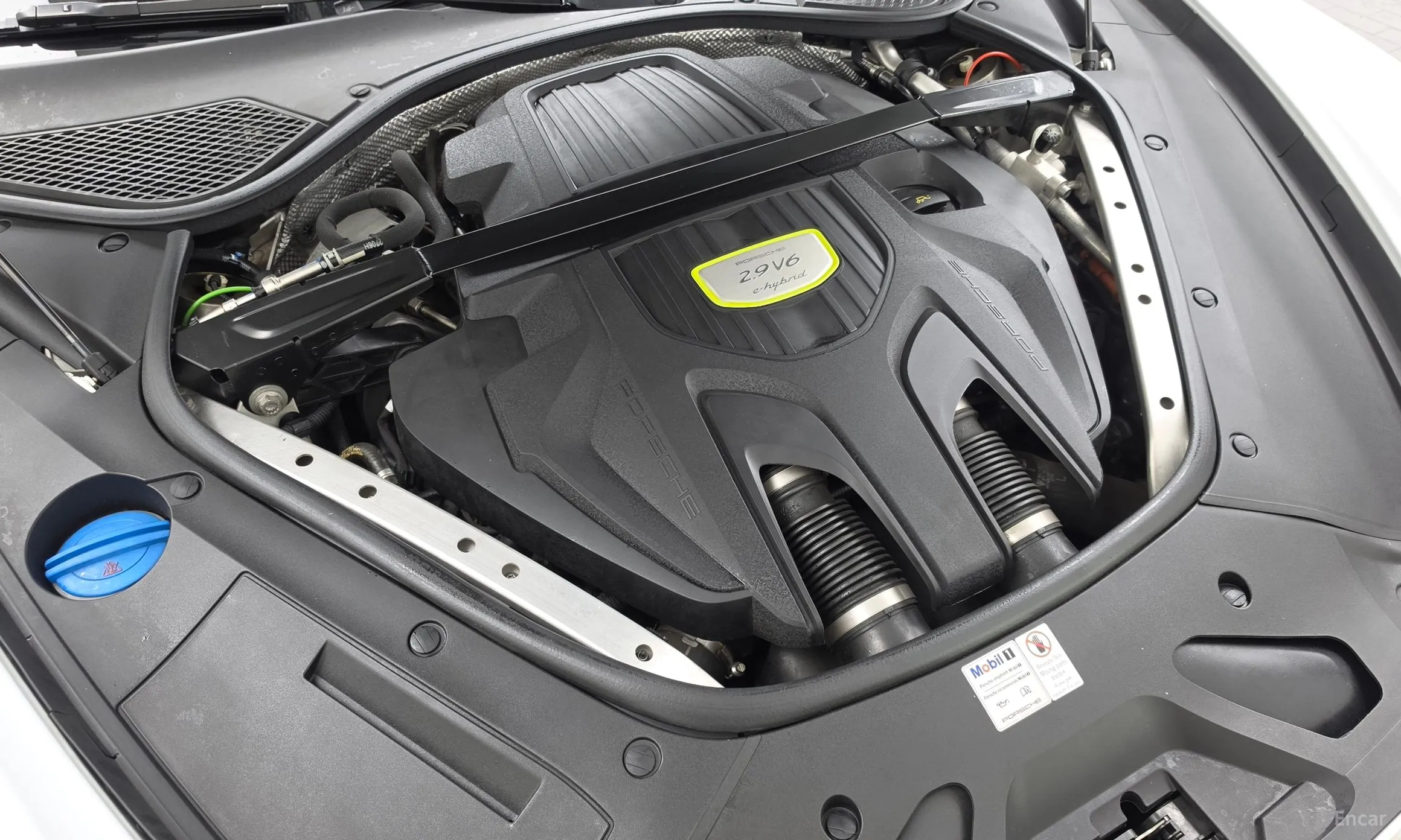 Porsche Panamera (971) превью 6