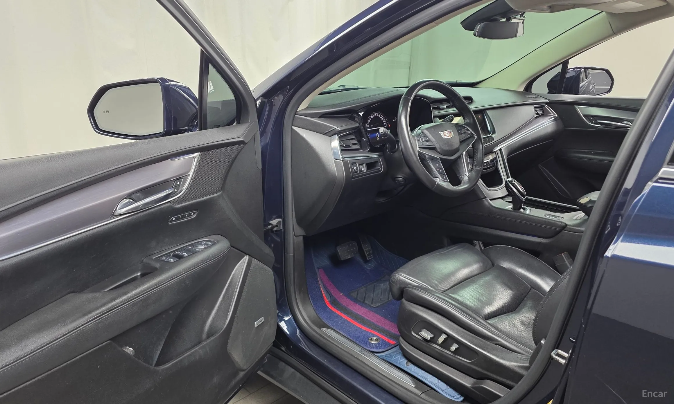Cadillac XT5 превью 10