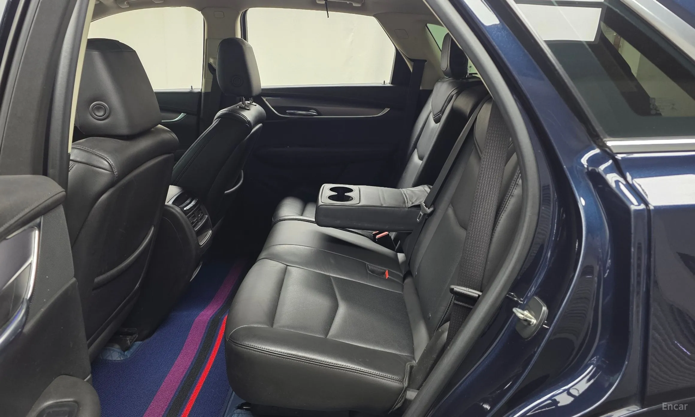 Cadillac XT5 превью 12