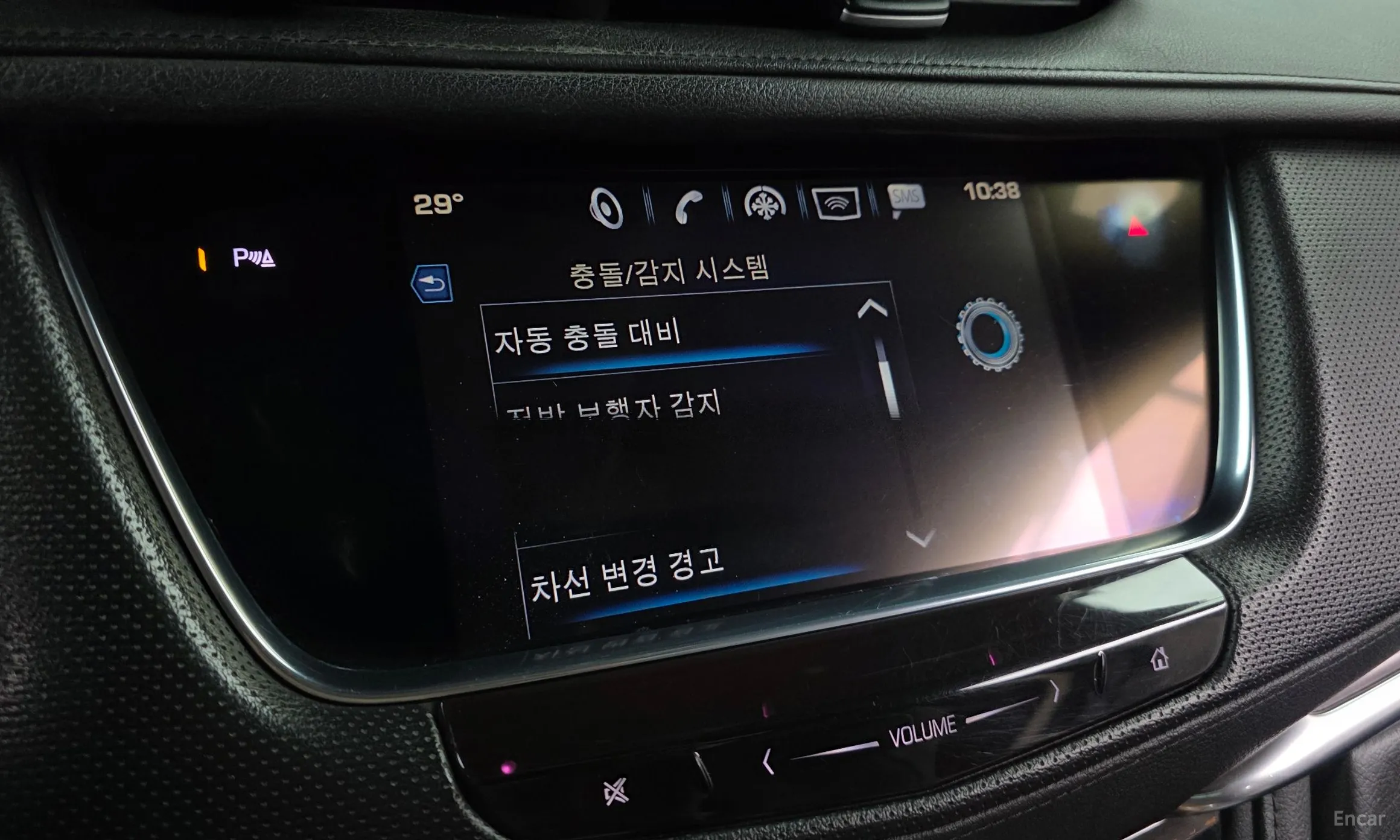 Cadillac XT5 превью 17