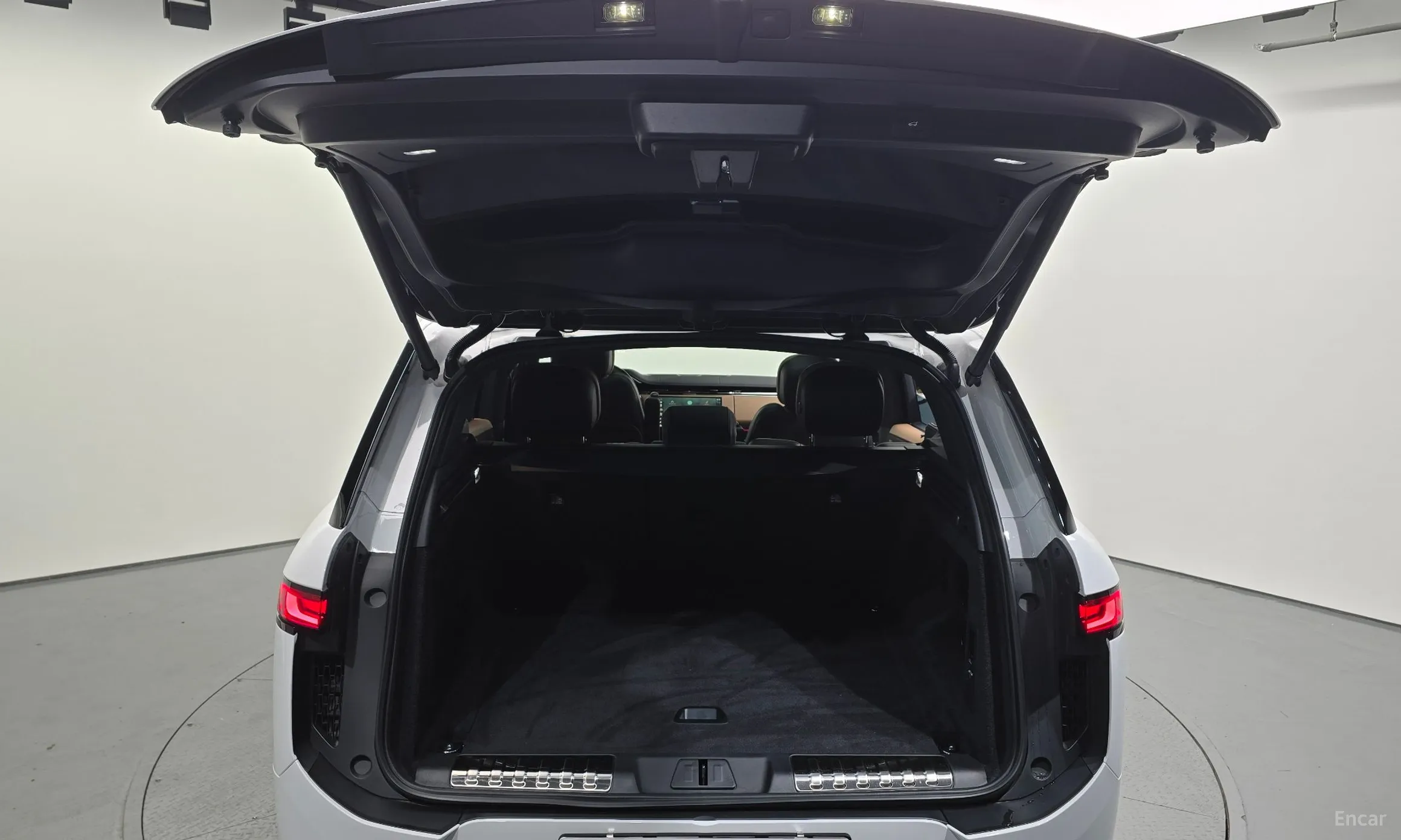 Land Rover Range Rover Sport 3rd Generation превью 10