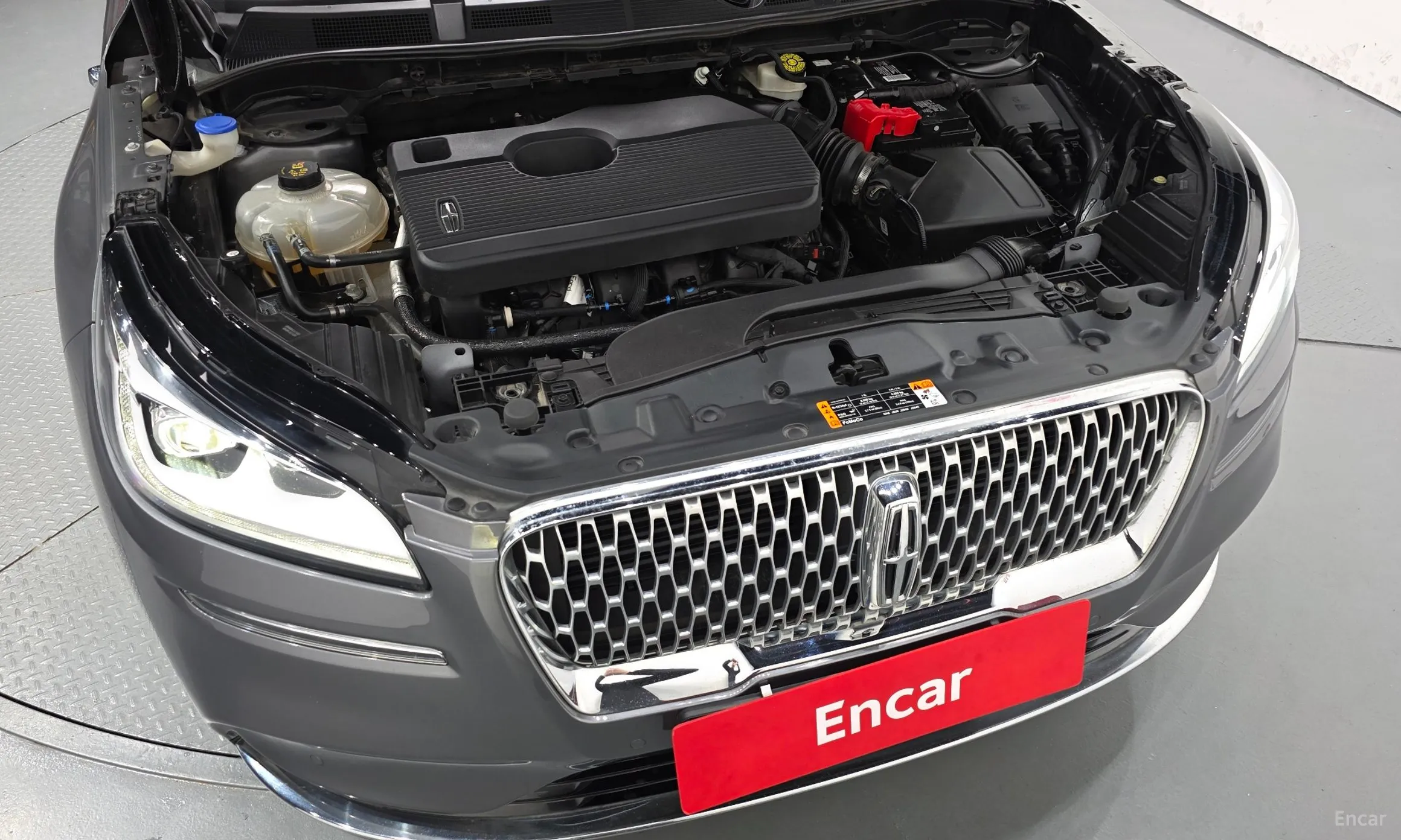 Lincoln Corsair превью 6