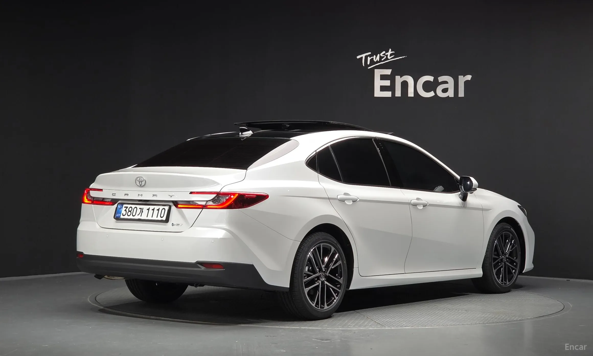 Toyota Camry (XV80) превью 2
