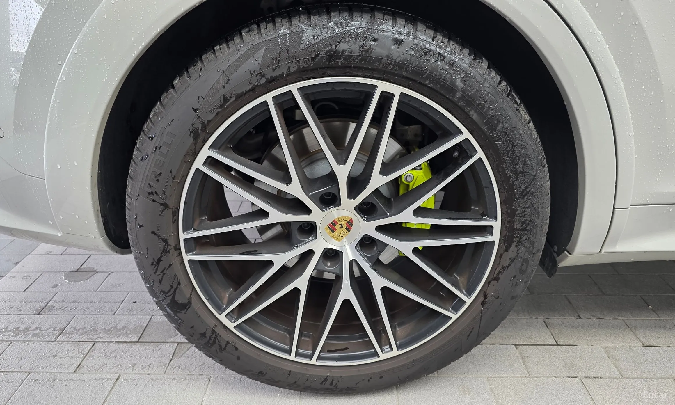 Porsche Cayenne (PO536) превью 5
