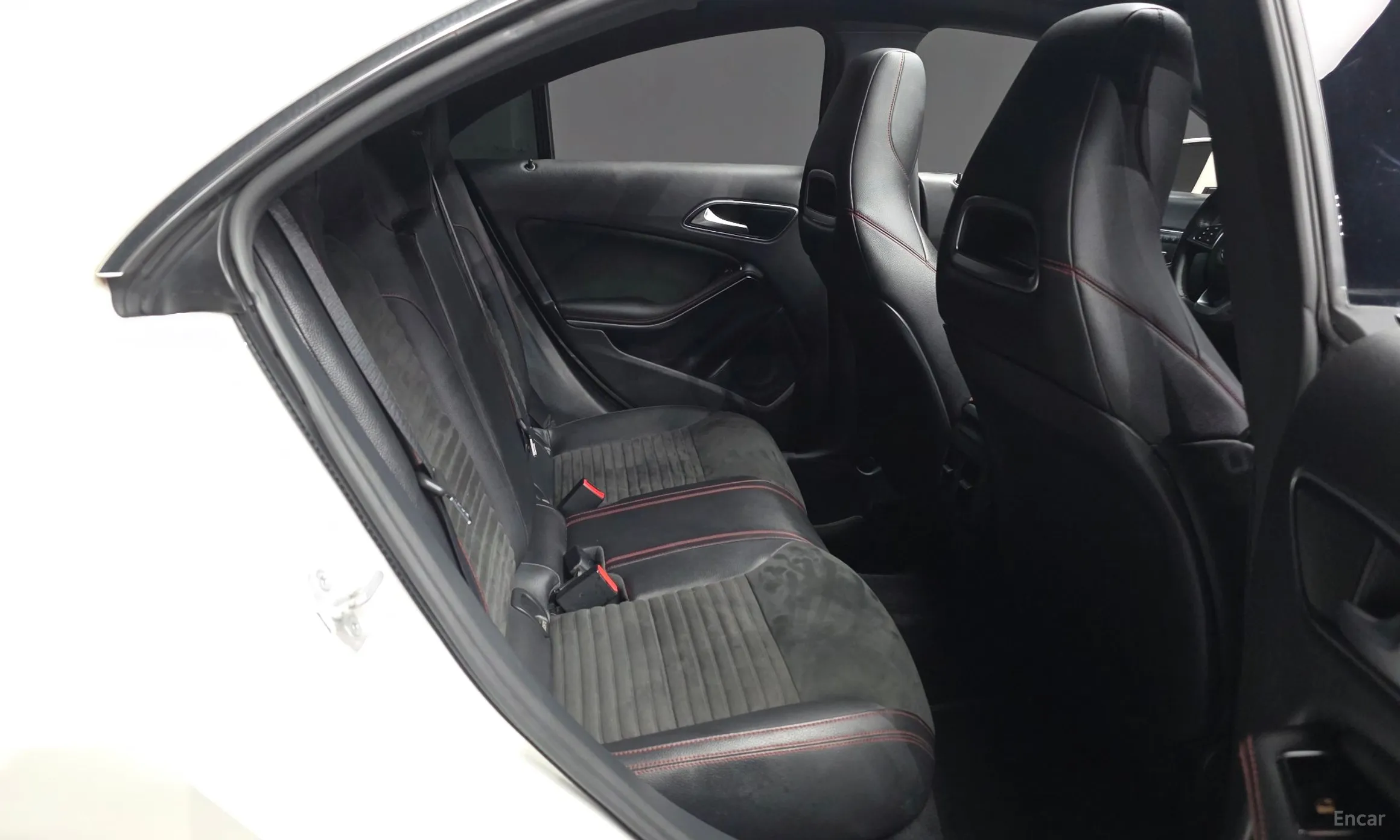 Mercedes Benz CLA-Class C117 превью 11