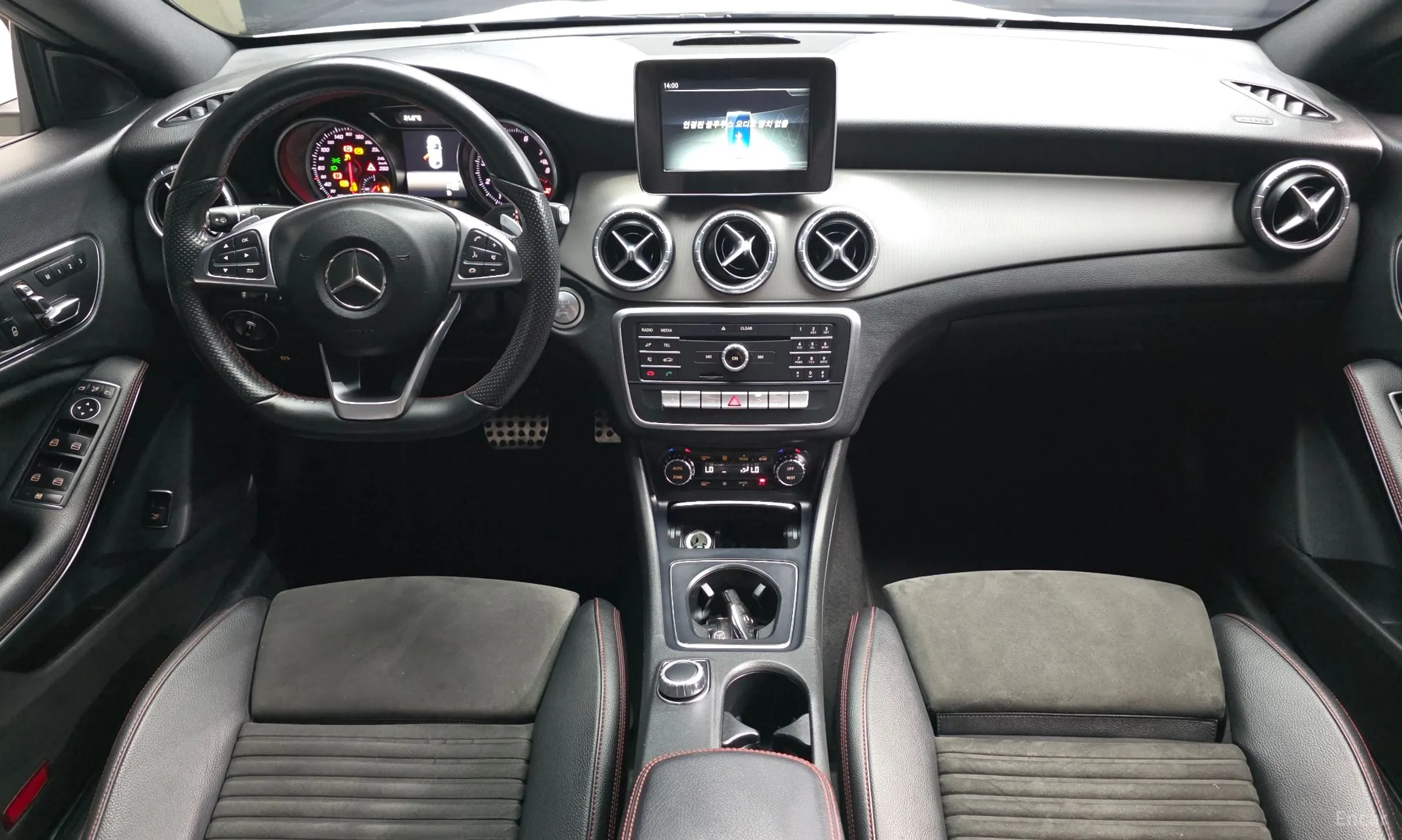 Mercedes Benz CLA-Class C117 превью 7