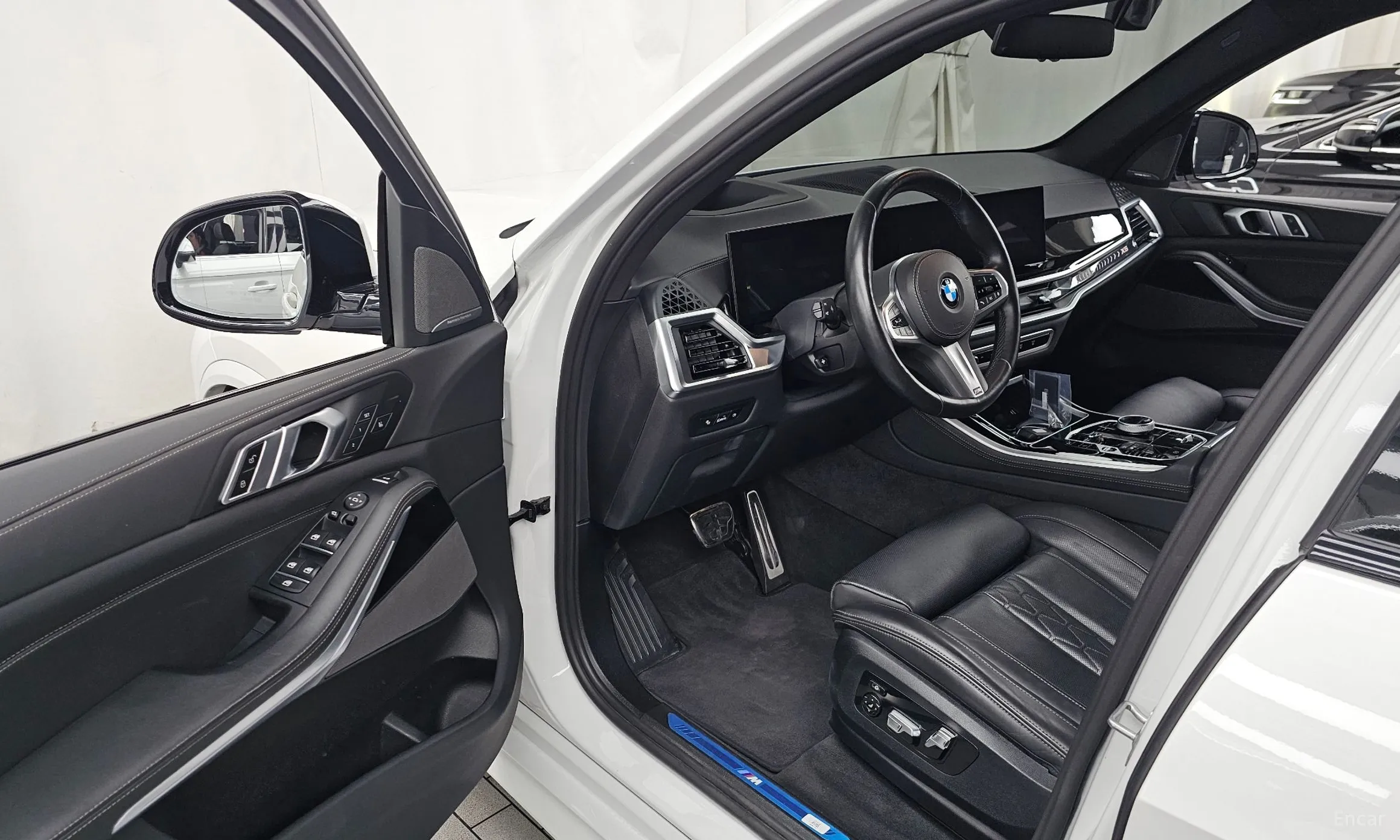 BMW X5 (G05) превью 10