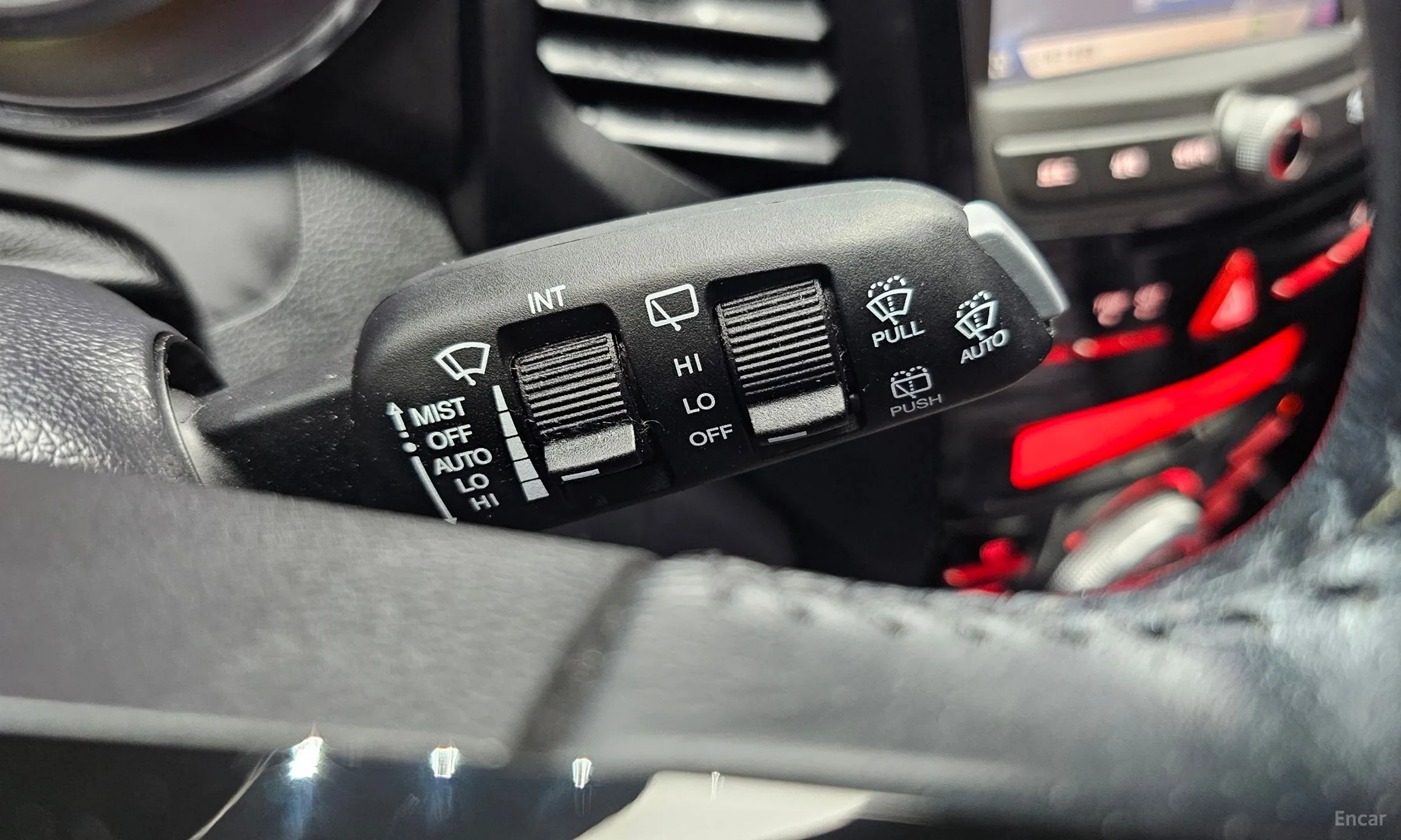 KG Mobility (SsangYong) Tivoli Air превью 19