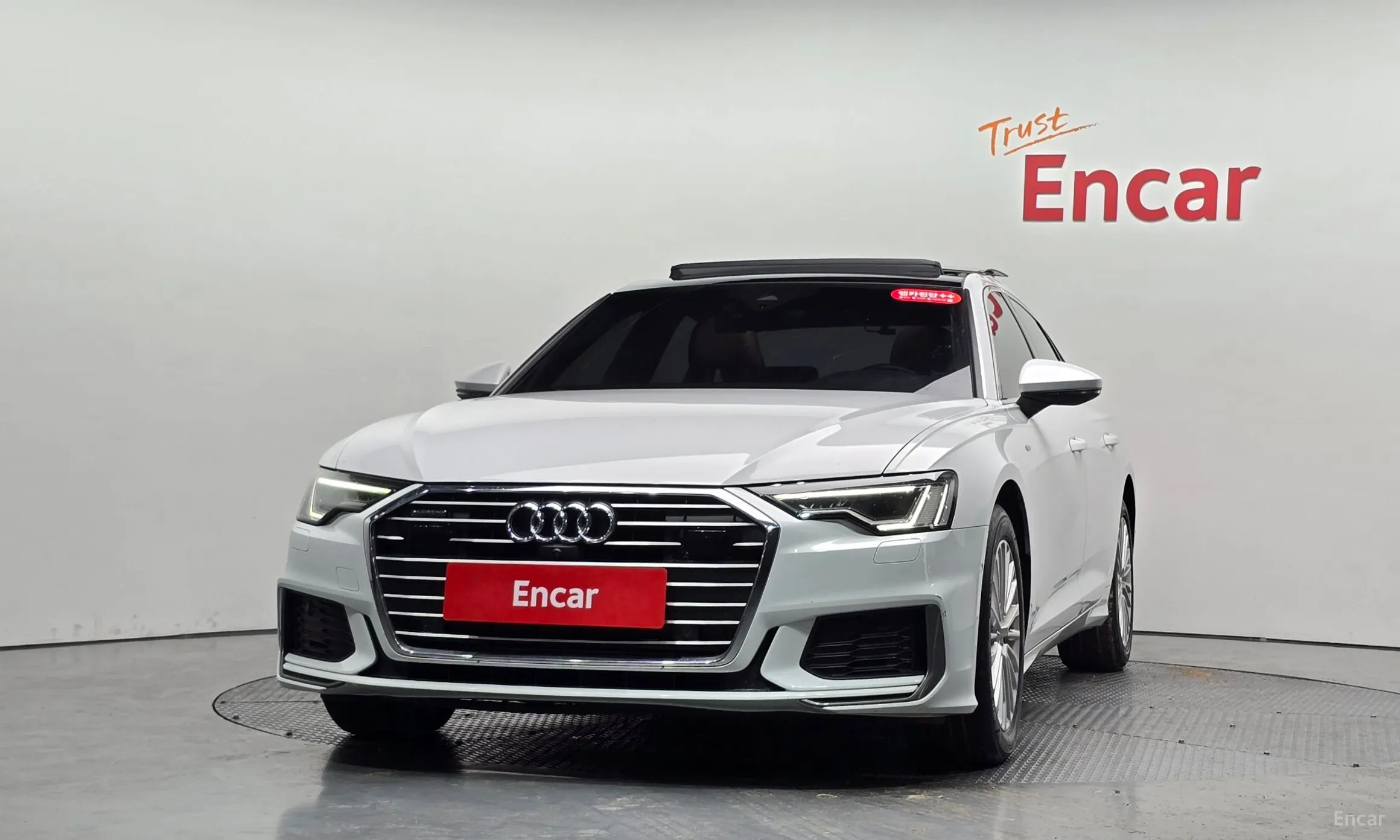Audi A6 (C8) превью 3
