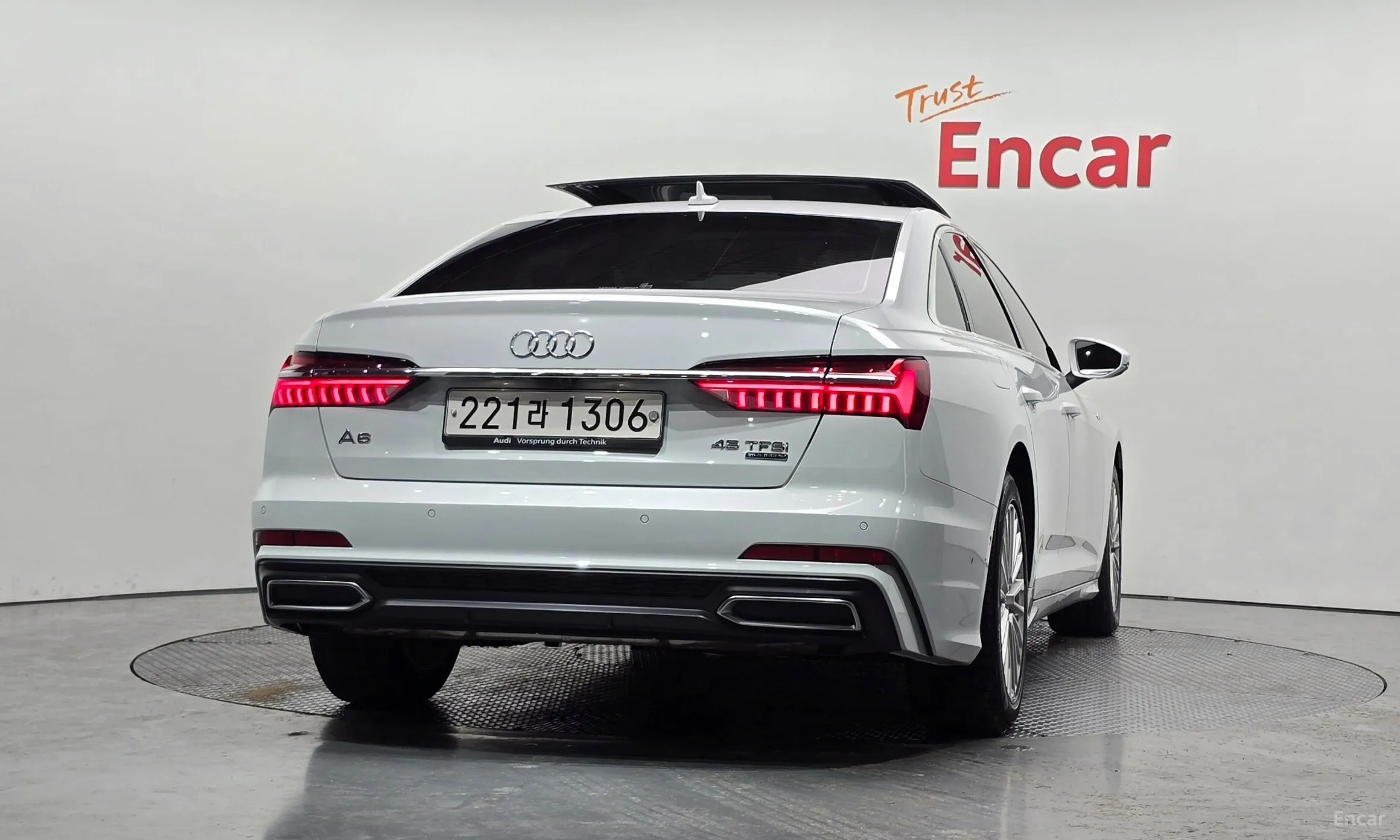 Audi A6 (C8) превью 4