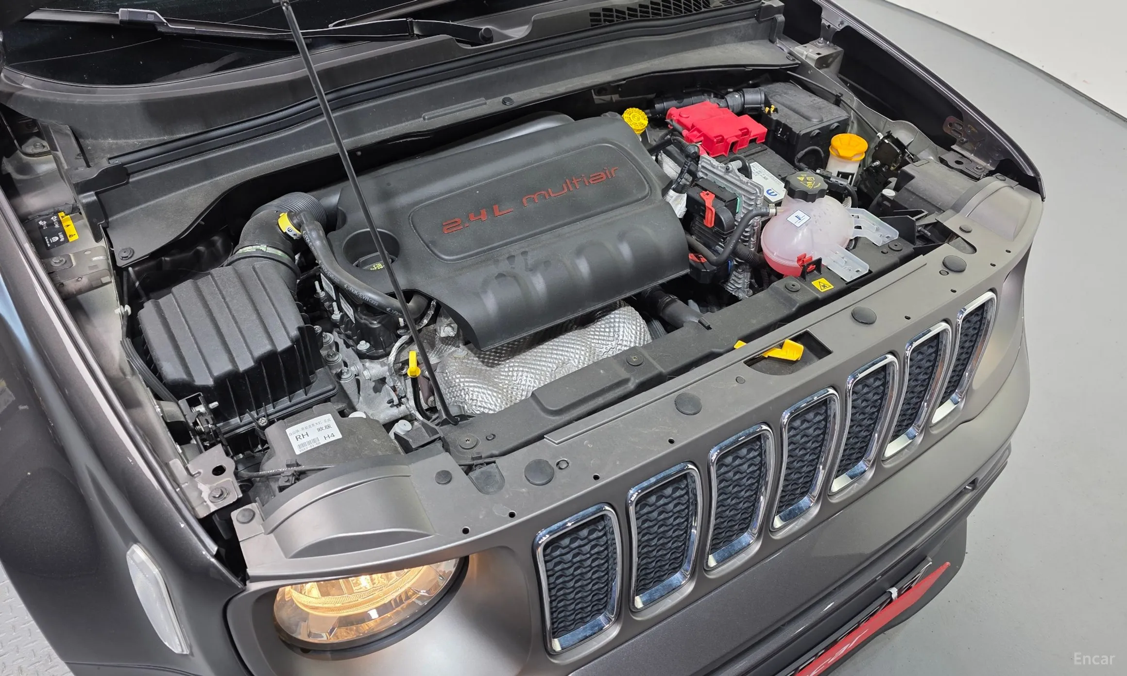 Jeep Renegade превью 6