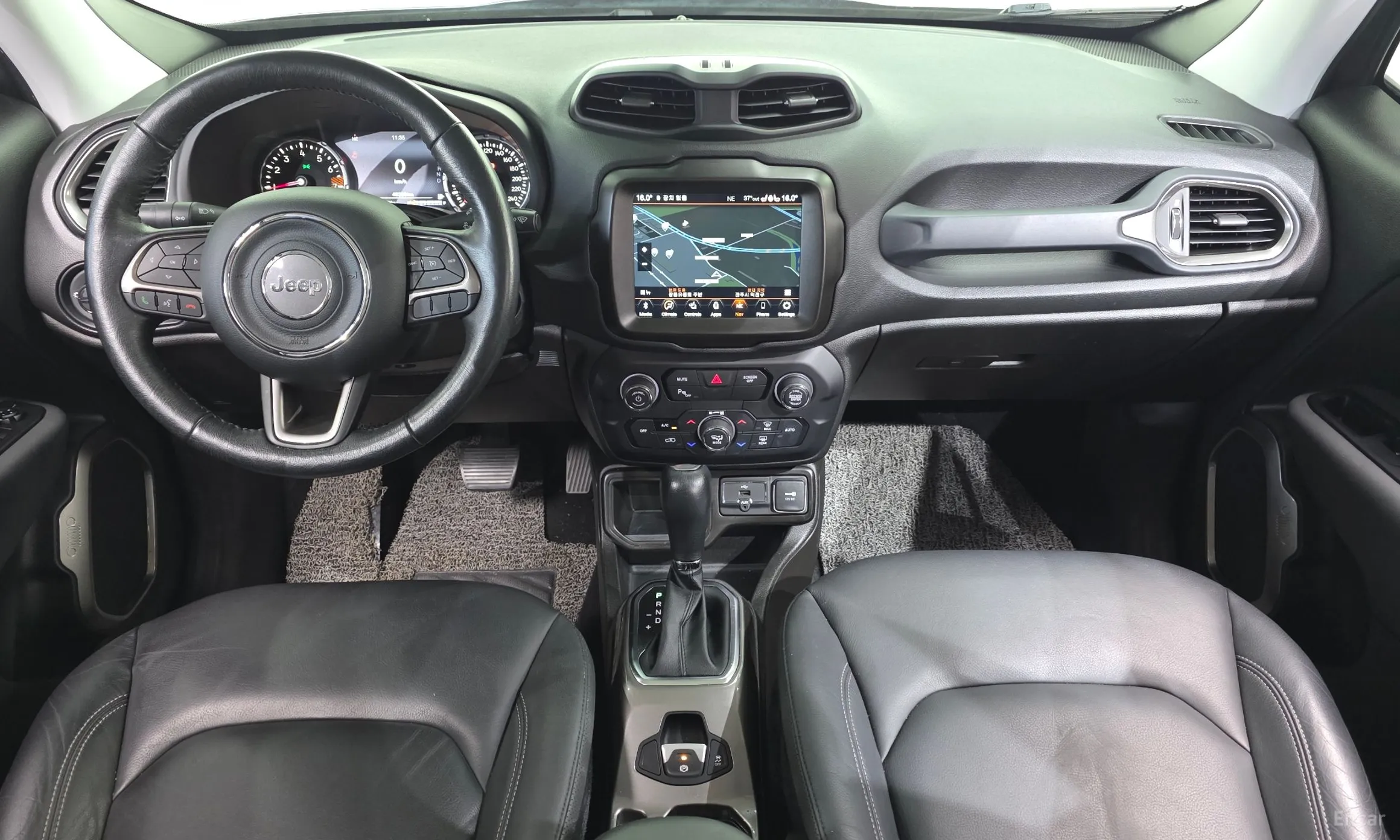 Jeep Renegade превью 7