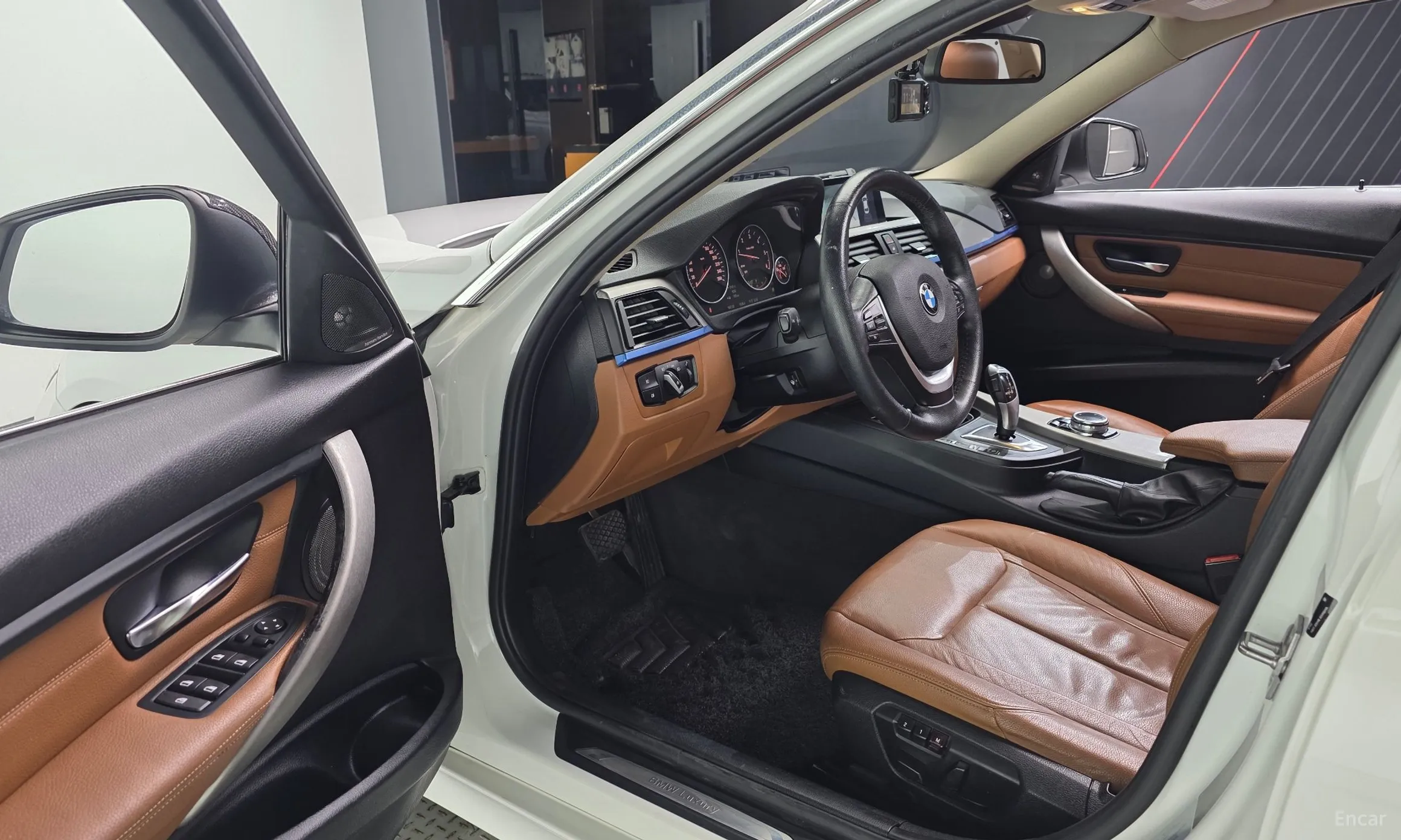 BMW 3 Series (F30) превью 10