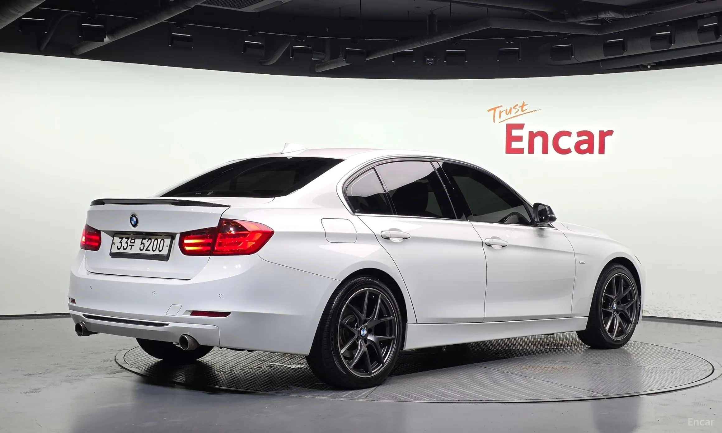 BMW 3 Series (F30)