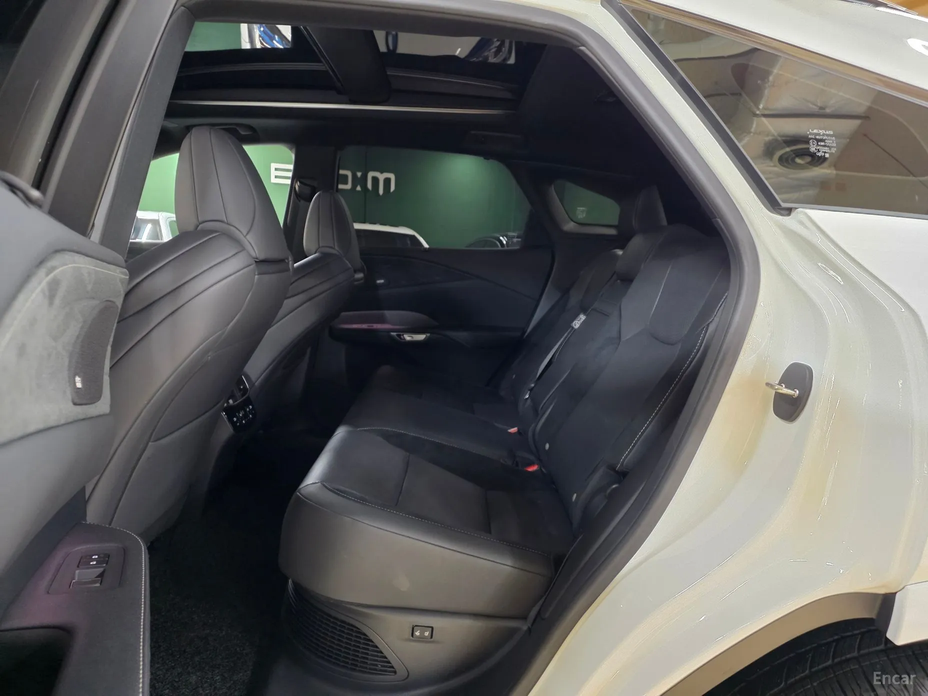 Lexus RX500h 5th Generation превью 6
