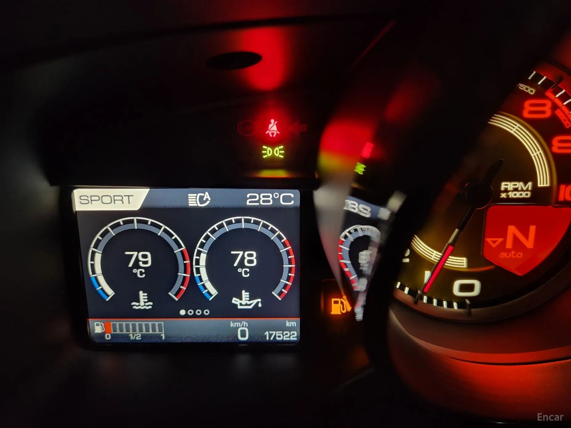 Ferrari F8 Spider превью 12