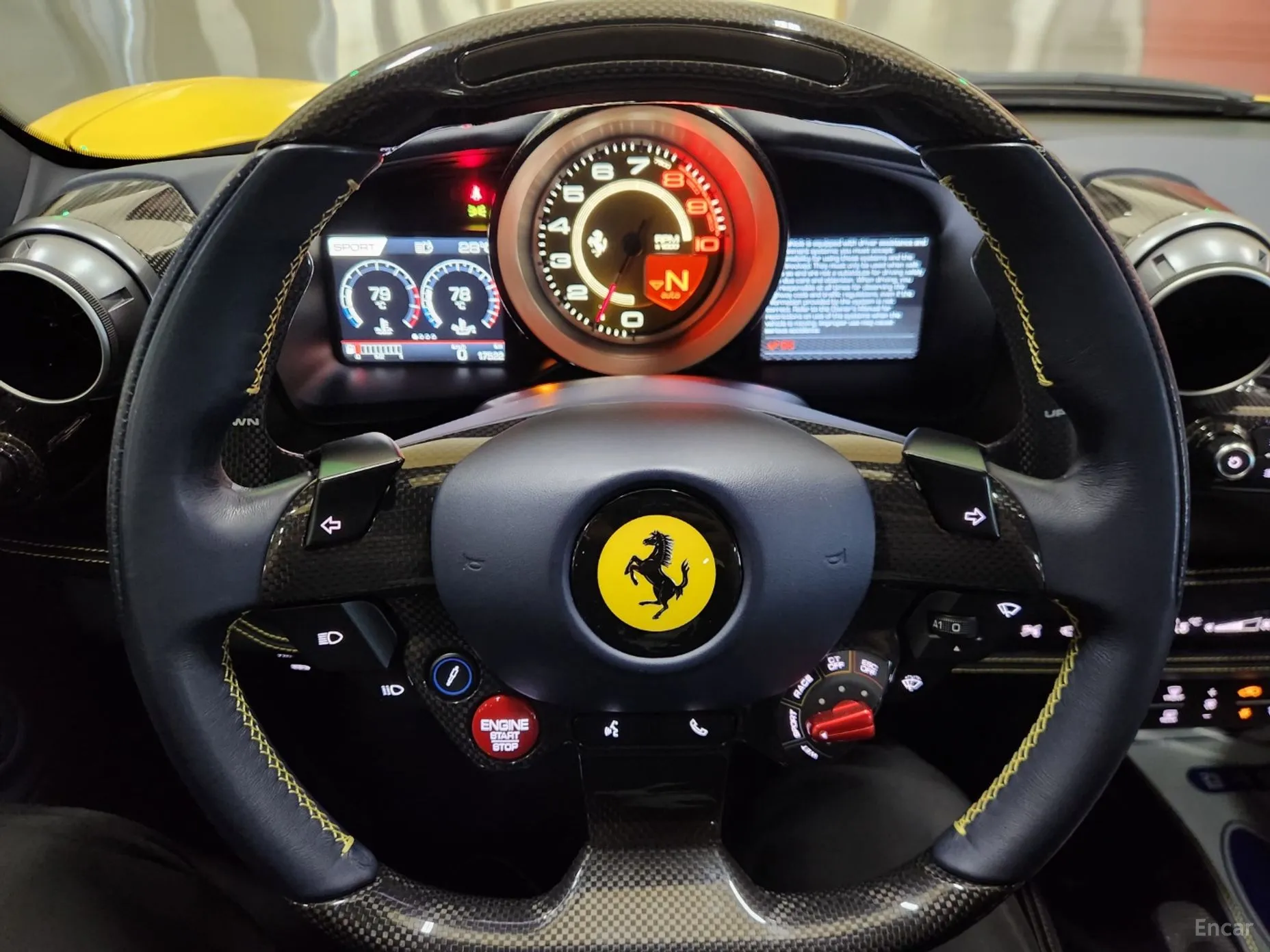 Ferrari F8 Spider превью 13