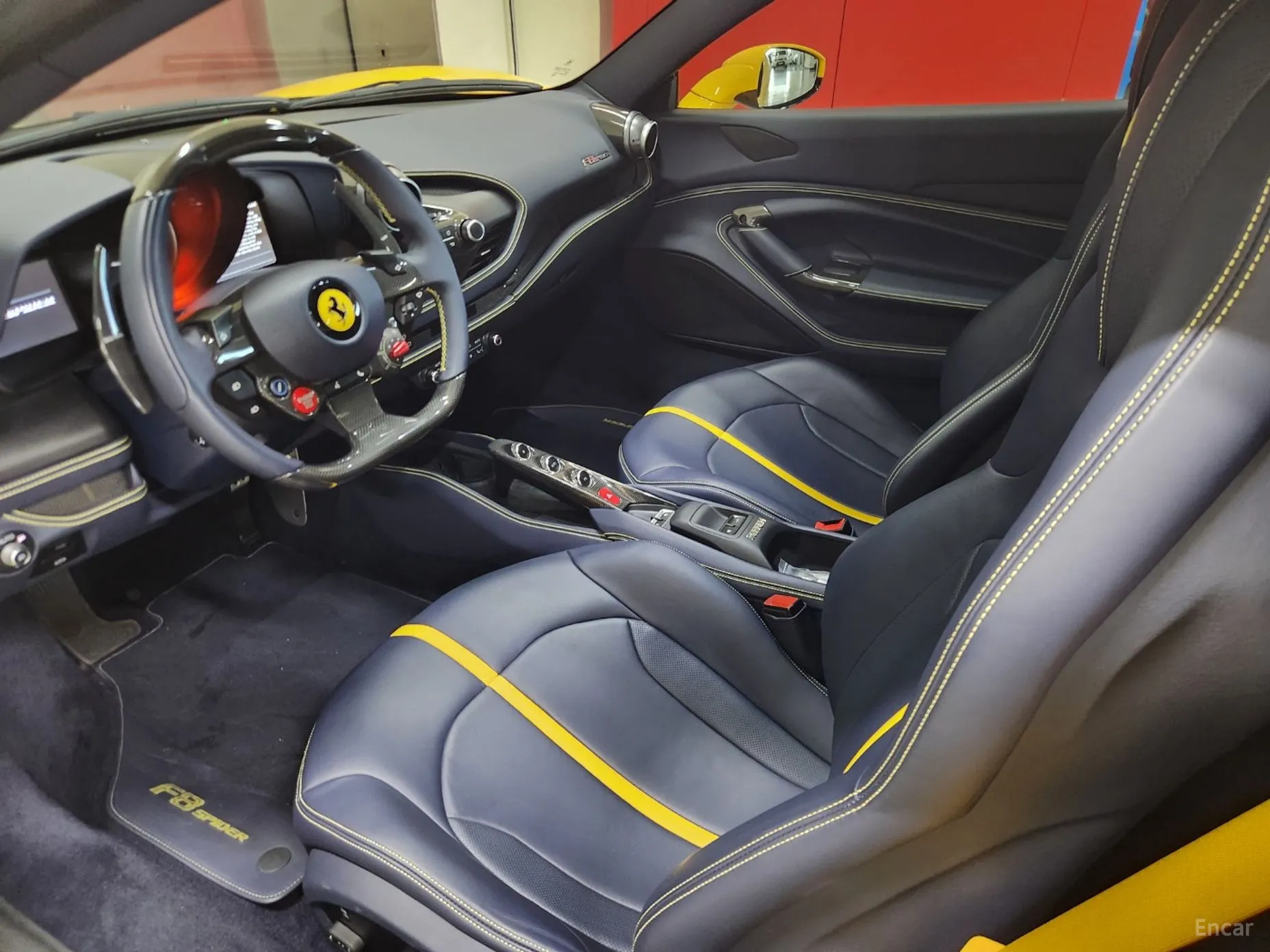Ferrari F8 Spider превью 17