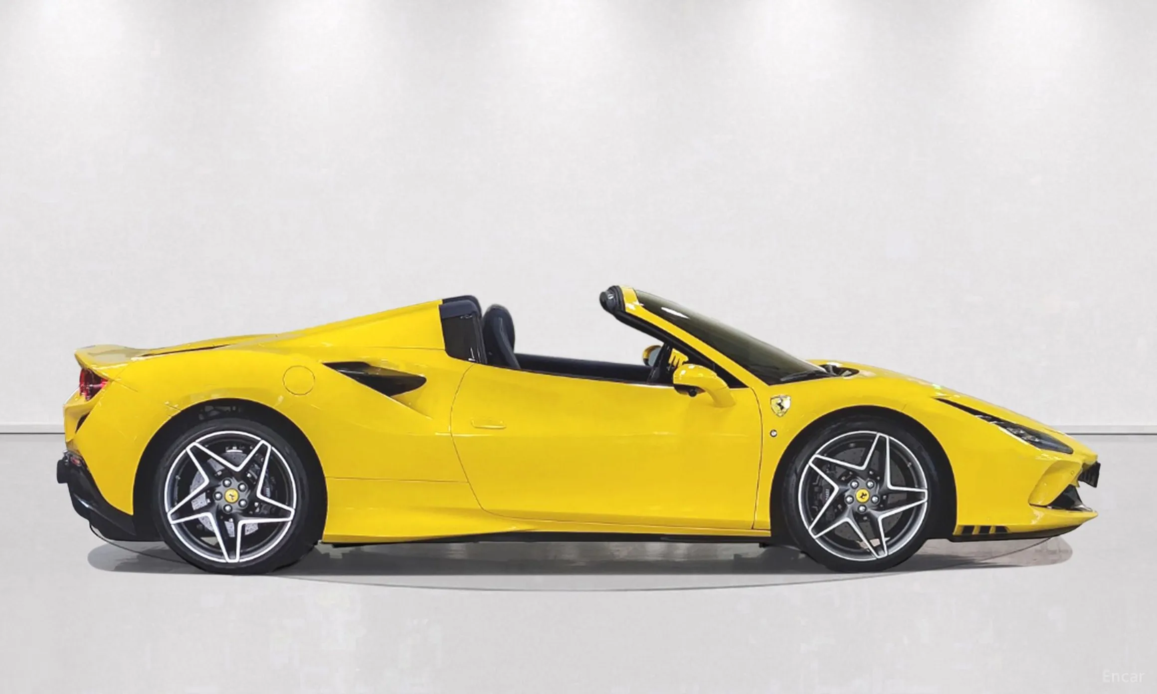 Ferrari F8 Spider превью 7