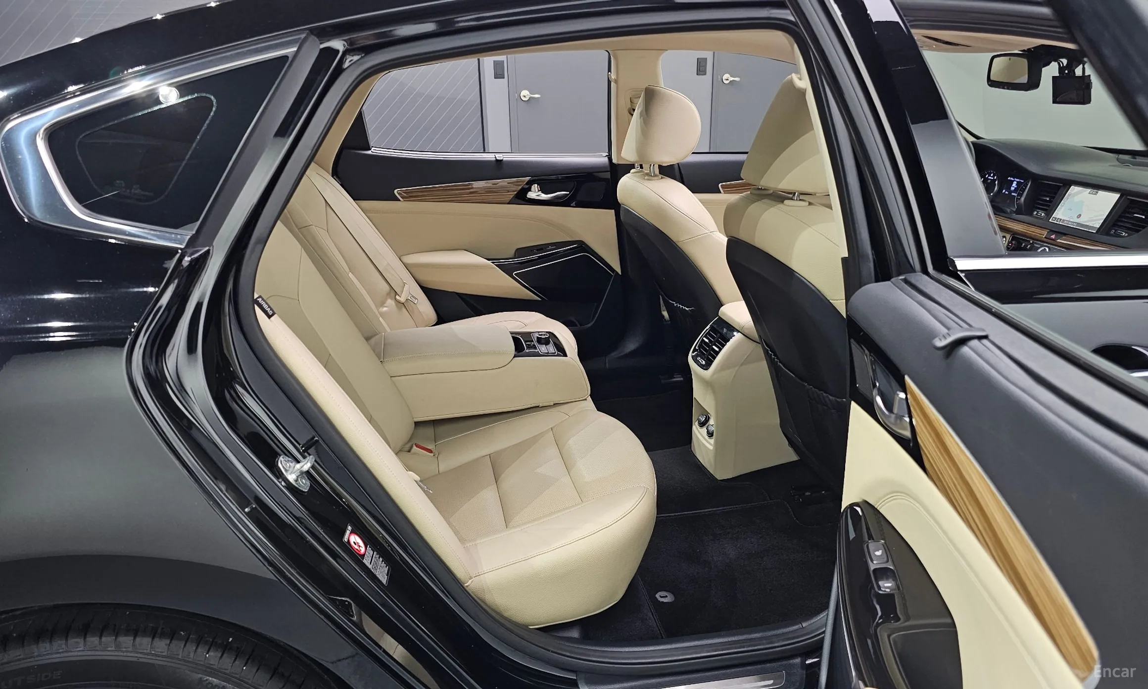 Kia K7 превью 11