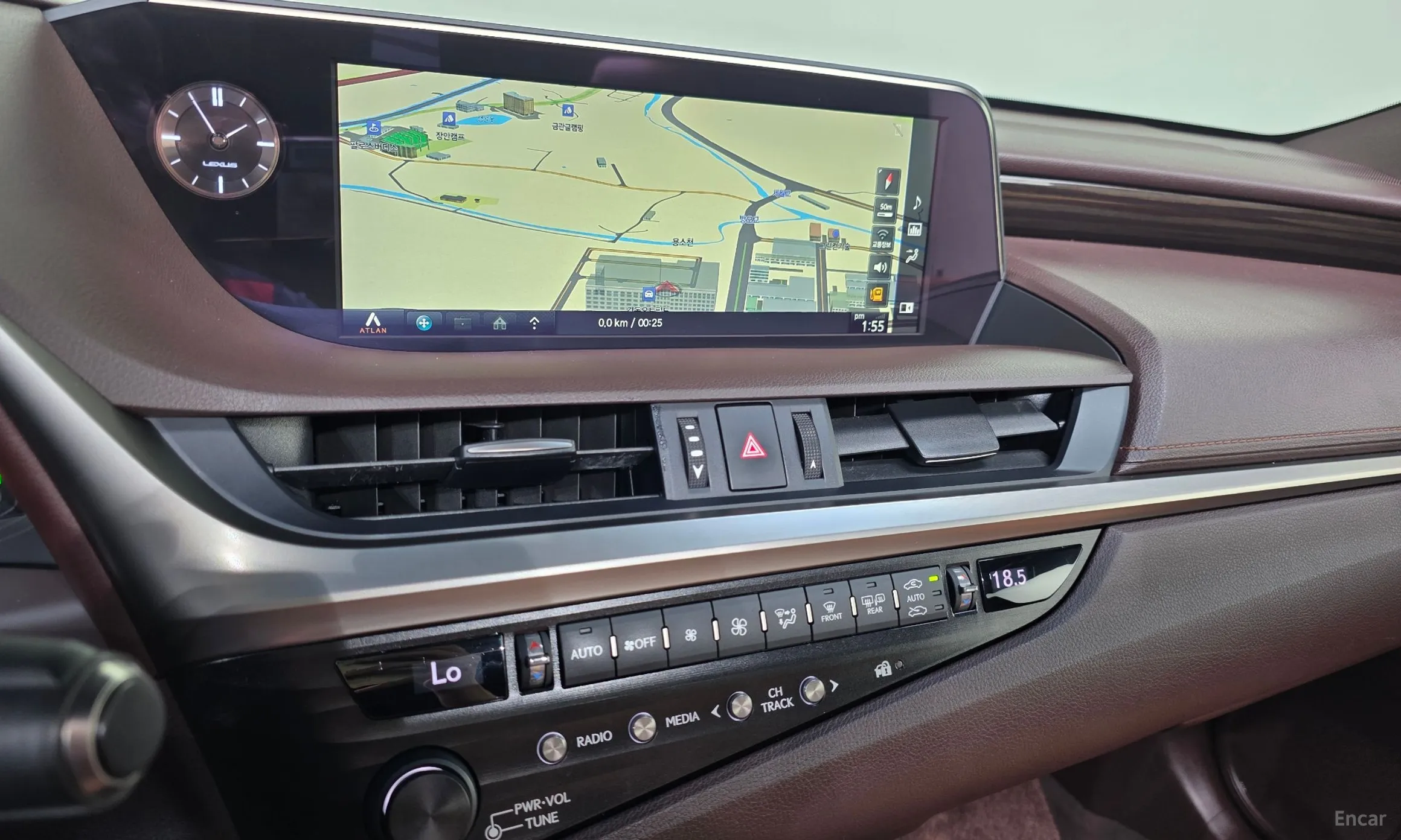 Lexus ES300h 7th Generation превью 15