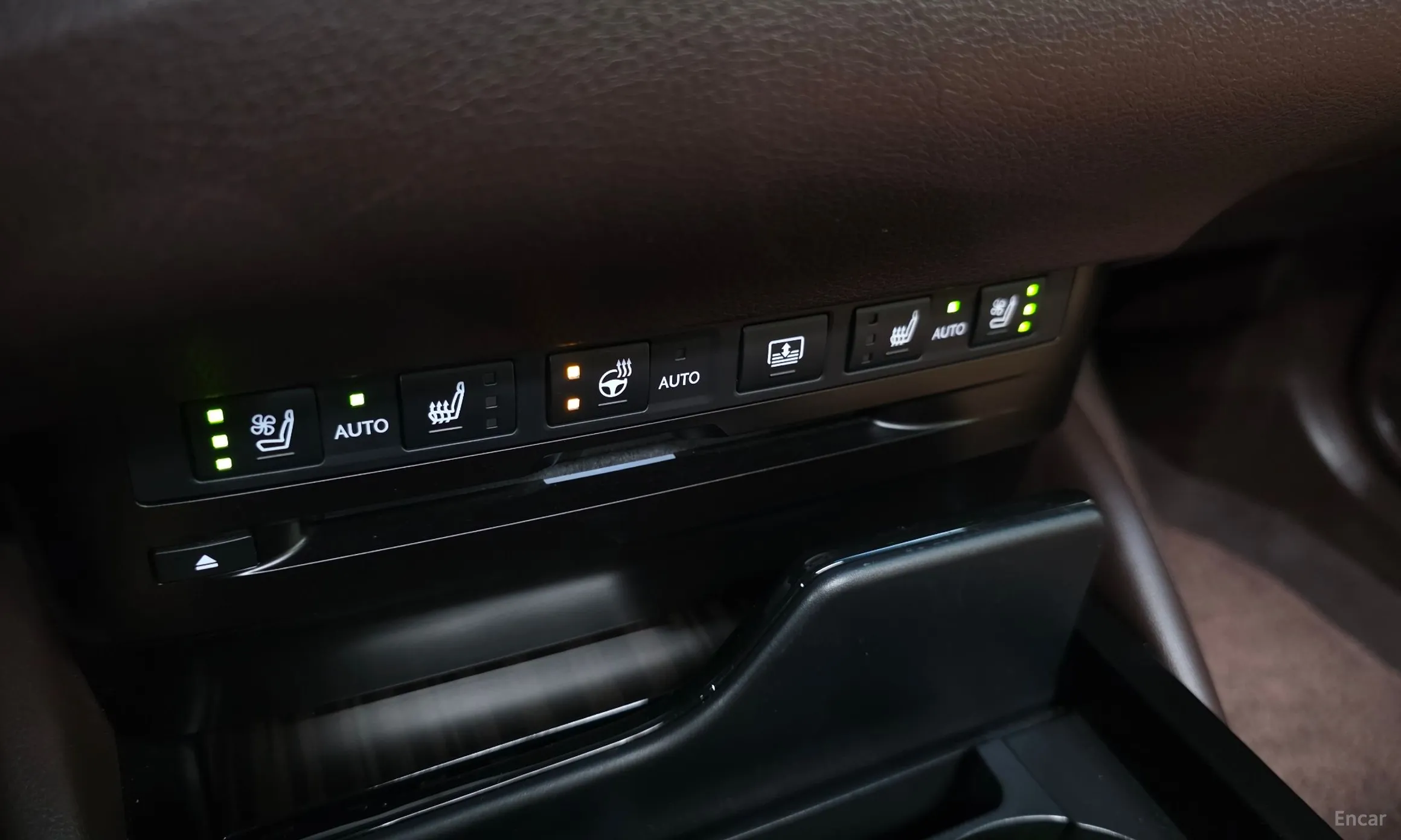 Lexus ES300h 7th Generation превью 16